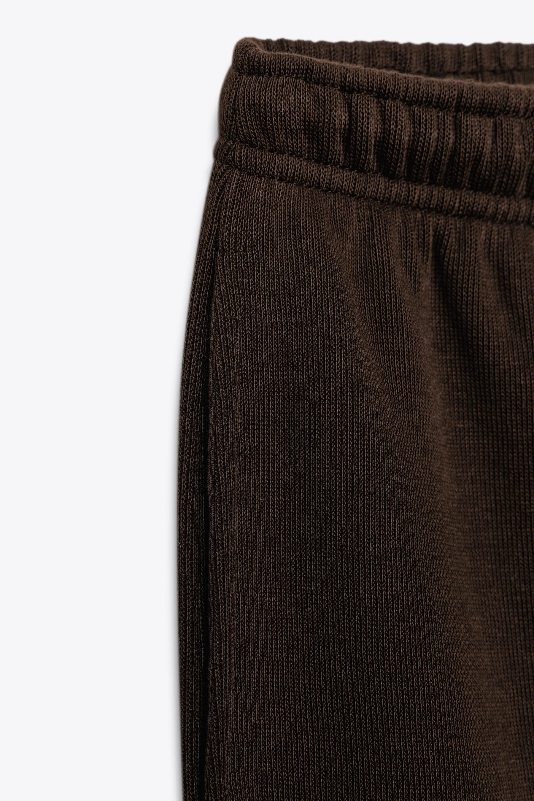 STRAIGHT-LEG TROUSERS
