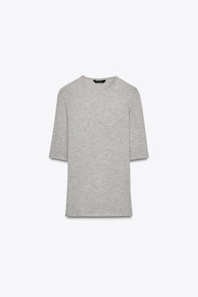 Three-quarter sleeve shirt