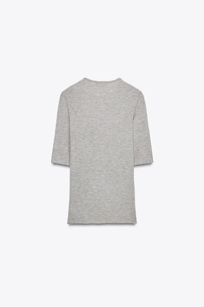 Three-quarter sleeve shirt