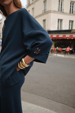 KNIT TOP WITH CUTWORK EMBROIDERY - Image 3