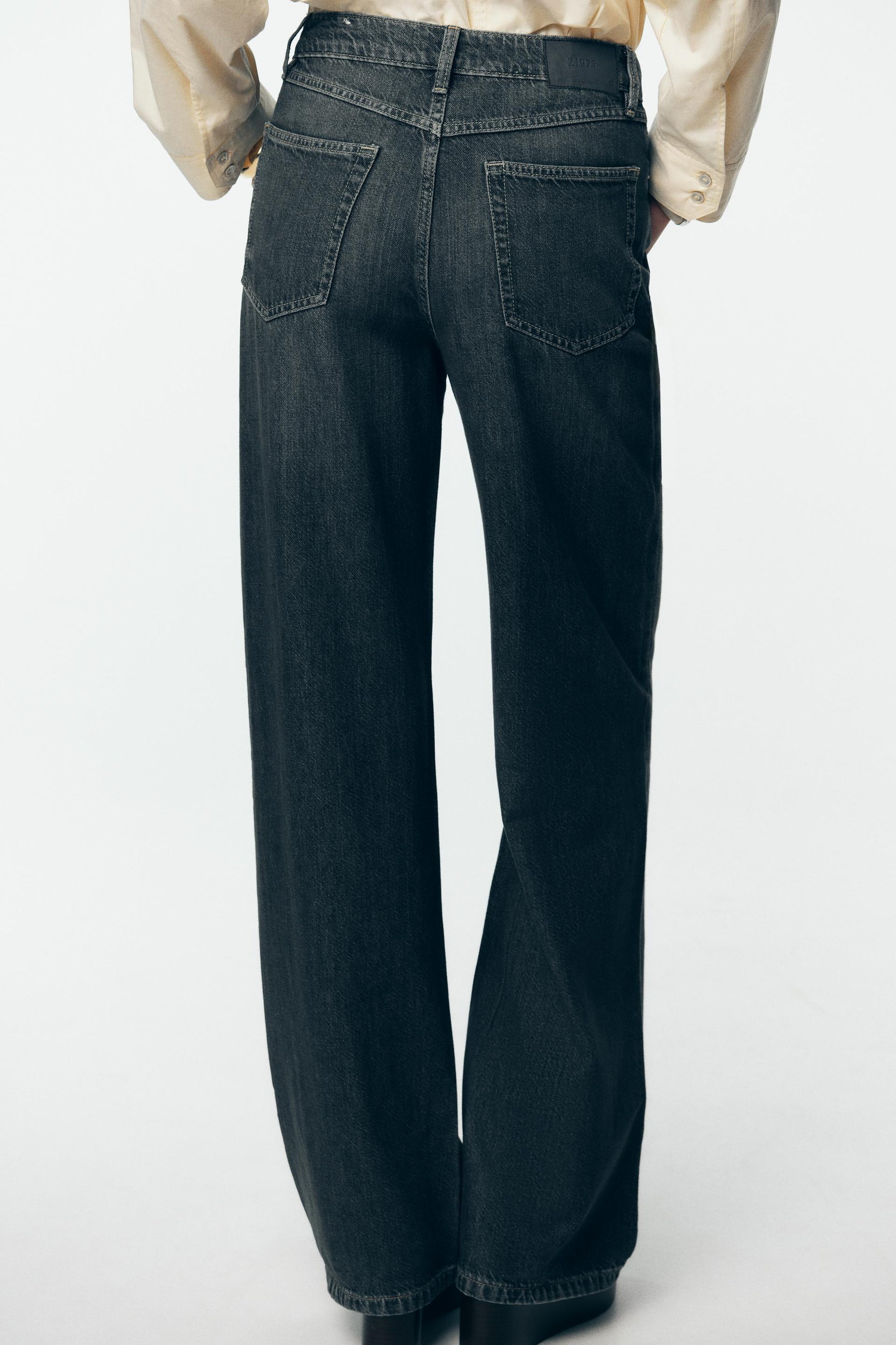 Straight-Fit High-Waist Jeans
