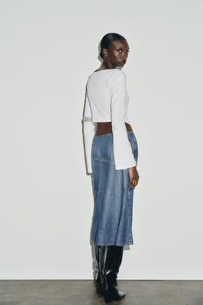 ASYMMETRIC BOAT NECK SHIRT