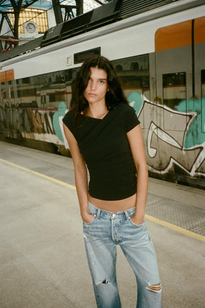 Asymmetric Gathered Top