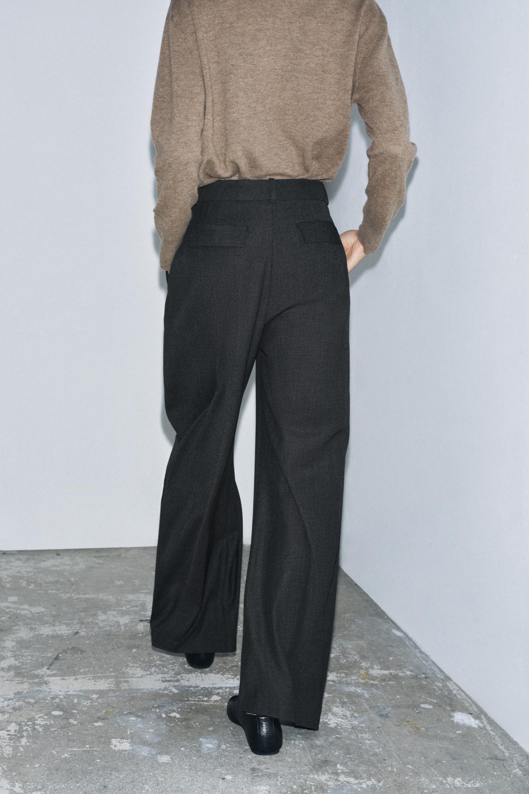 Wool Balloon Trousers