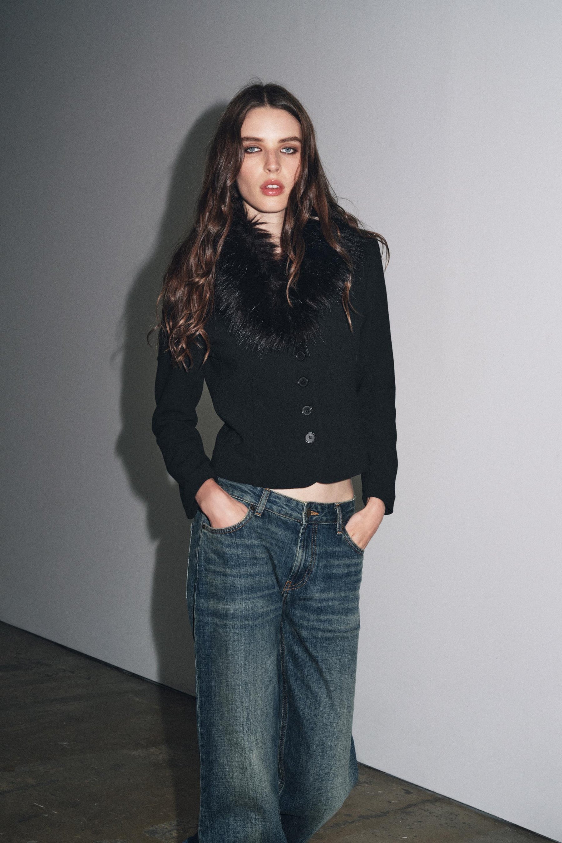 ZW COLLECTION FITTED FAUX FUR COLLAR JACKET - Image 4