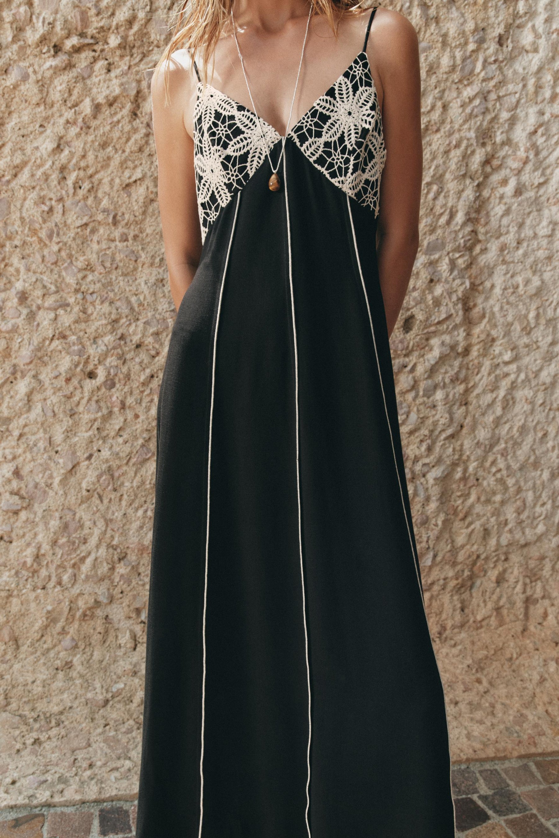 EMBROIDERED MIDI DRESS - Image 2