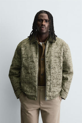 ABSTRACT JACQUARD QUILTED JACKET - Image 2