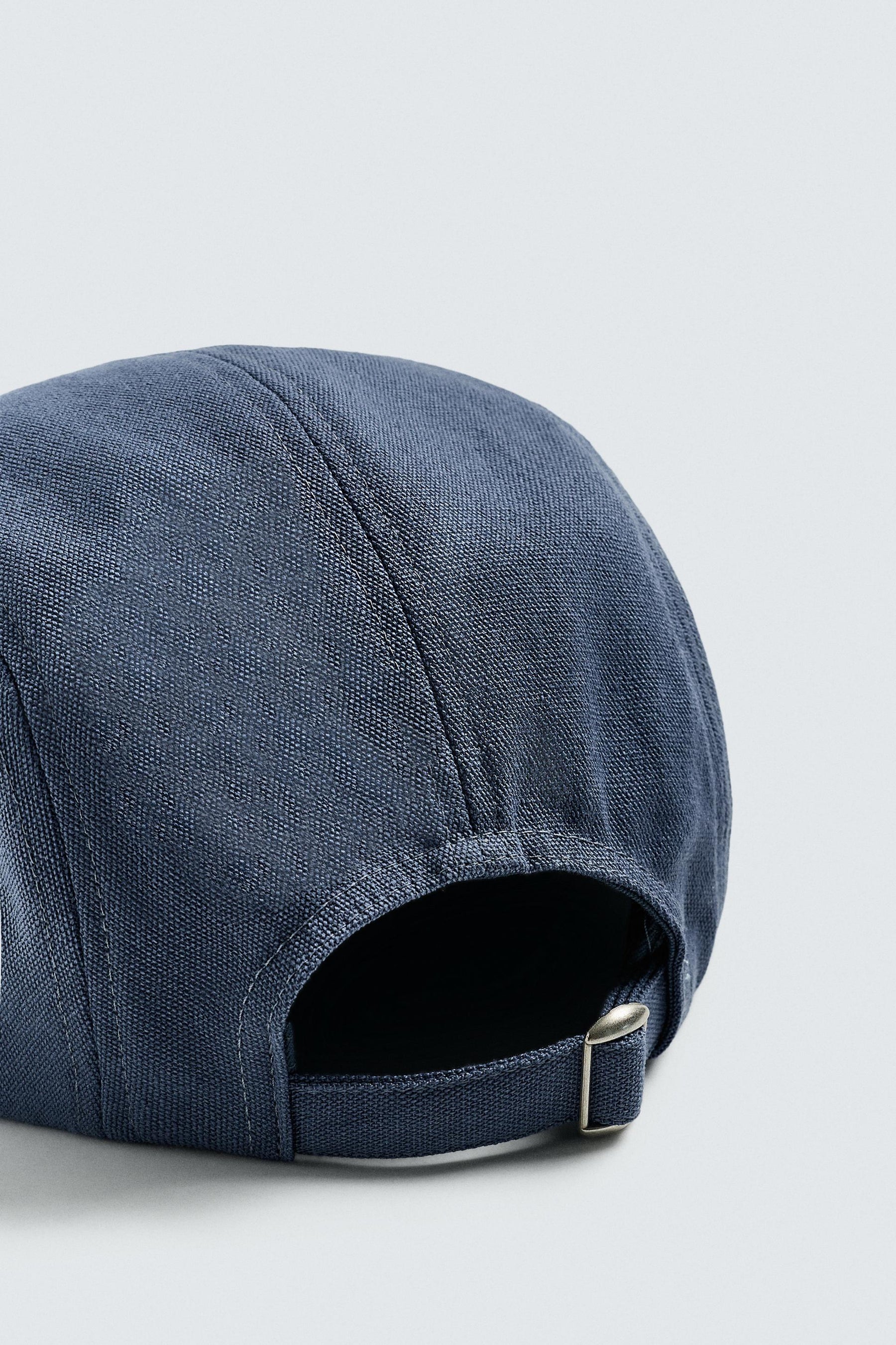 WASHED CAP WITH CONTRAST PRINT - Image 8