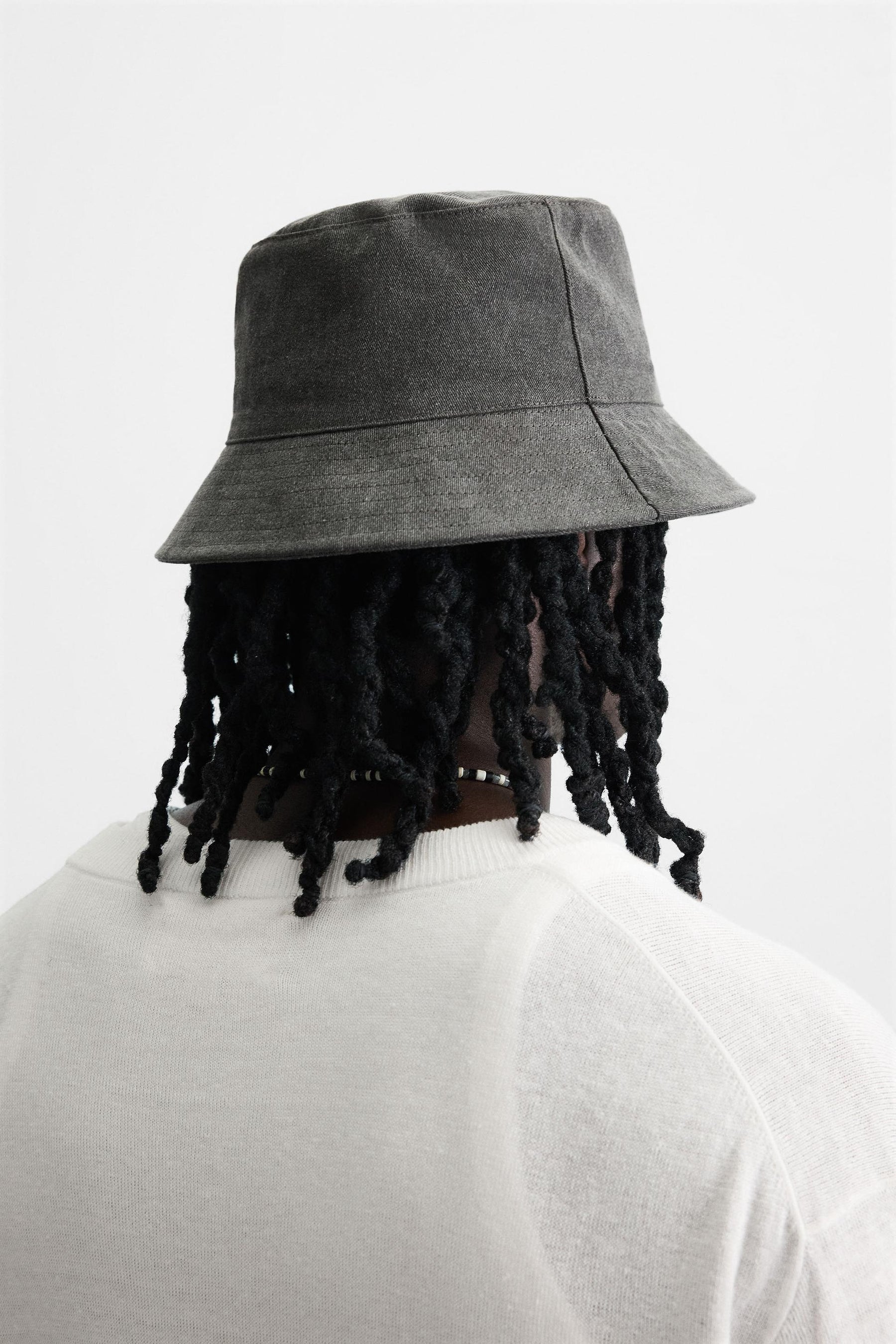 CONTRAST EMBROIDERY BUCKET HAT - Image 3