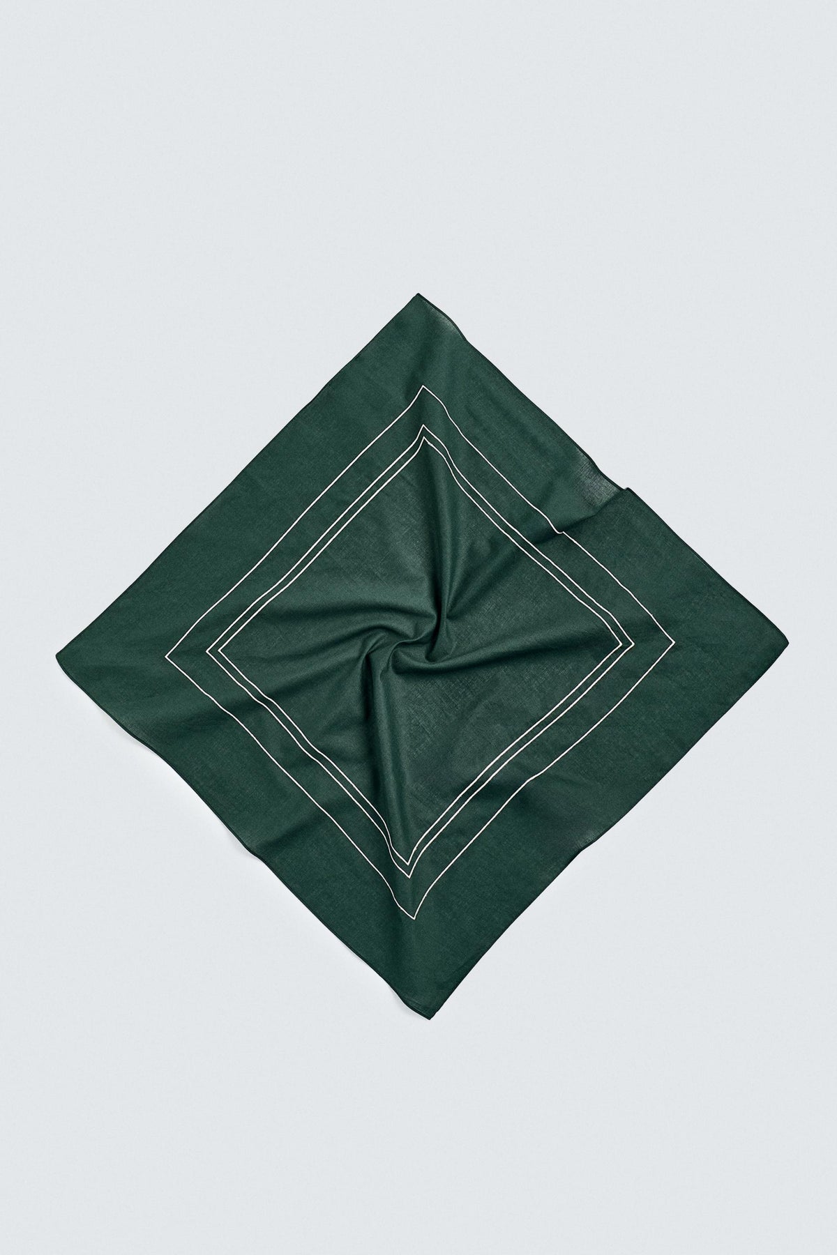 CONTRAST EMBROIDERY BANDANA - Image 1