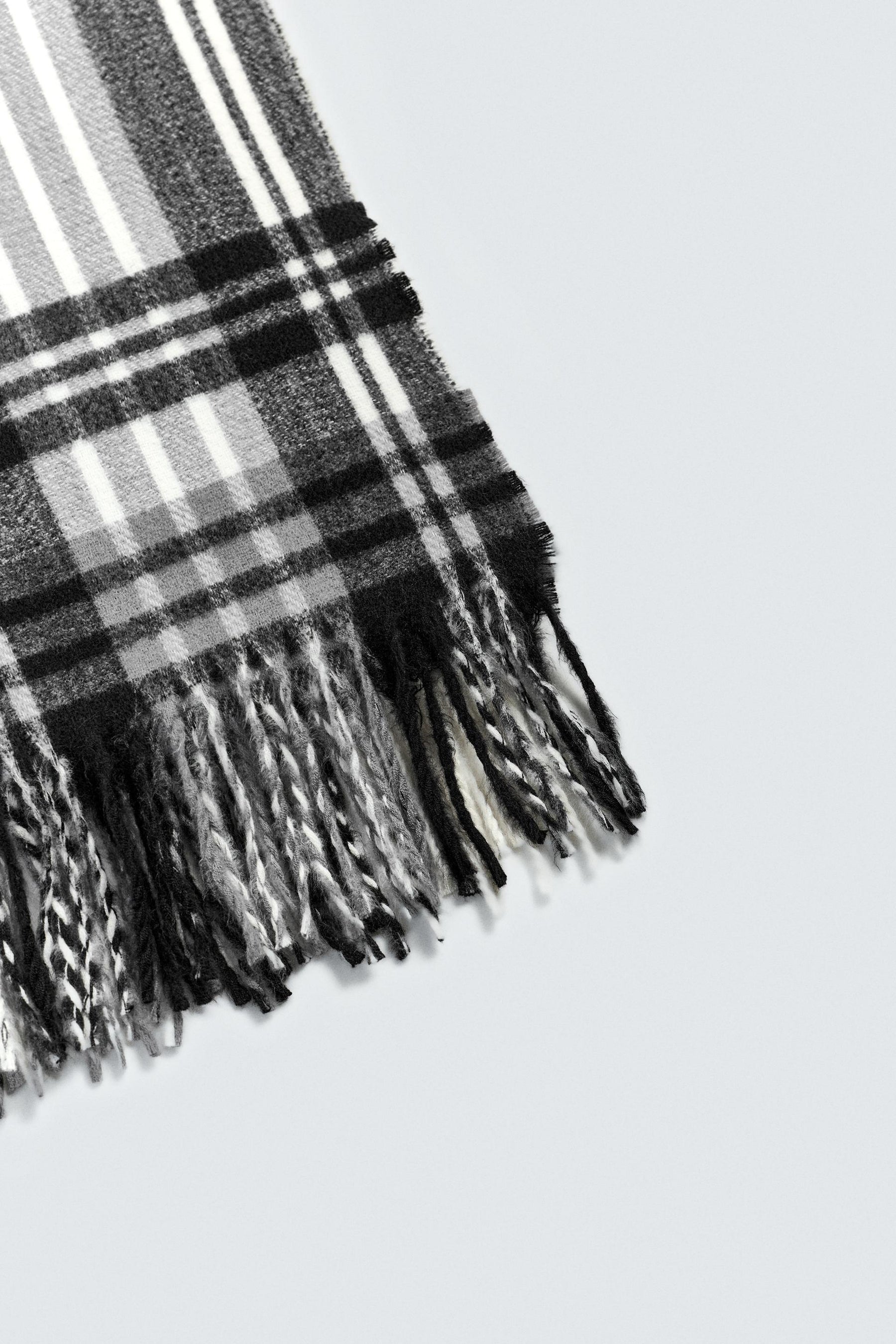 CHECK SCARF WITH FRINGING - Image 5