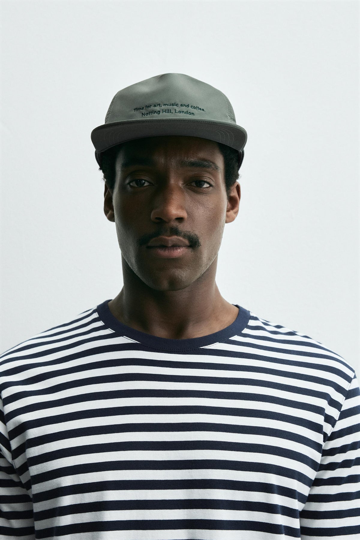 EMBROIDERED FLAT PEAK CAP - Image 1