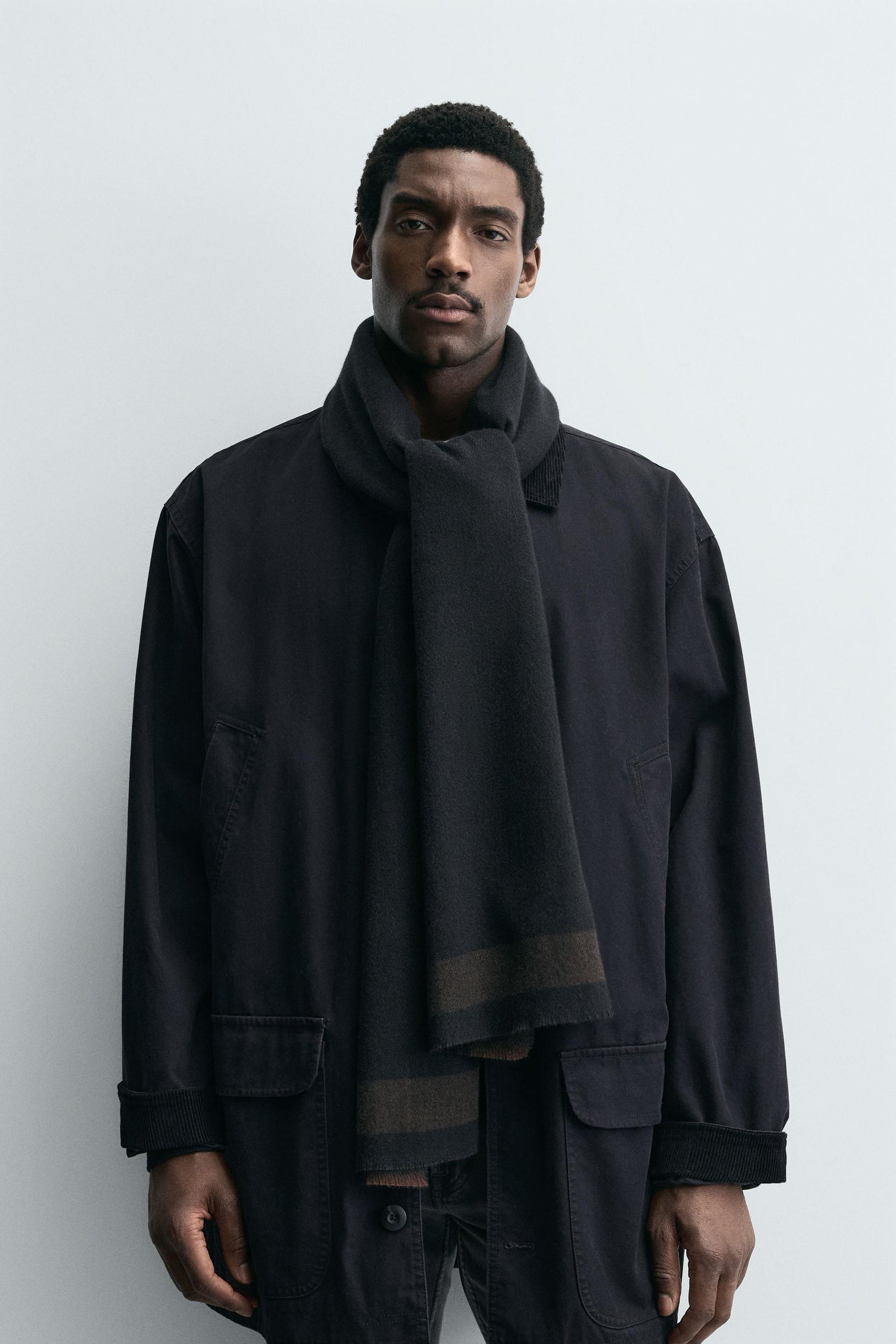 CONTRAST FINISH SCARF - Image 1