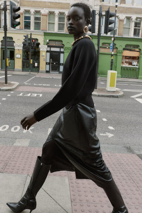 BEADED NECK KNIT JUMPER