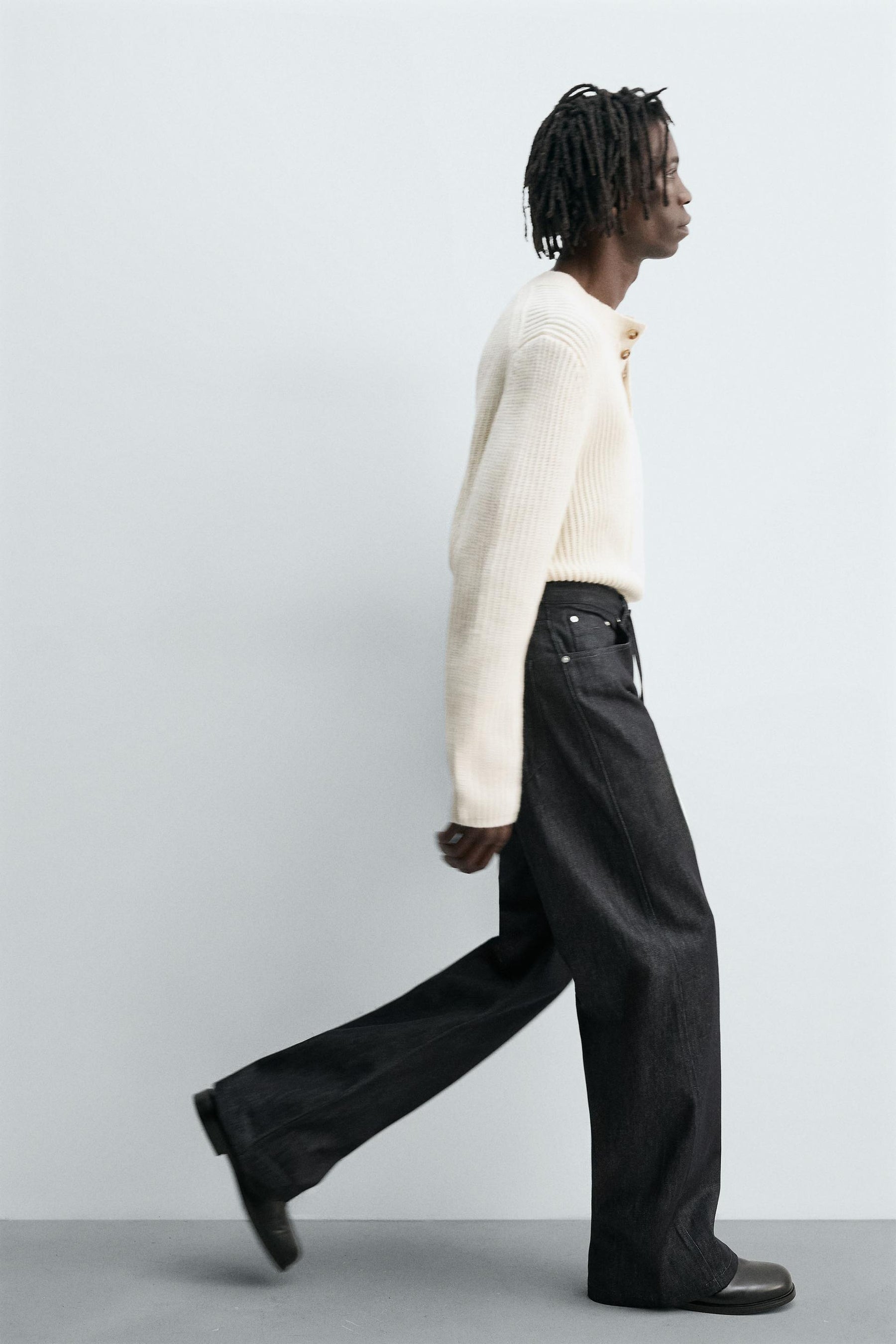 RELAXED FLARE FIT JEANS - Image 7