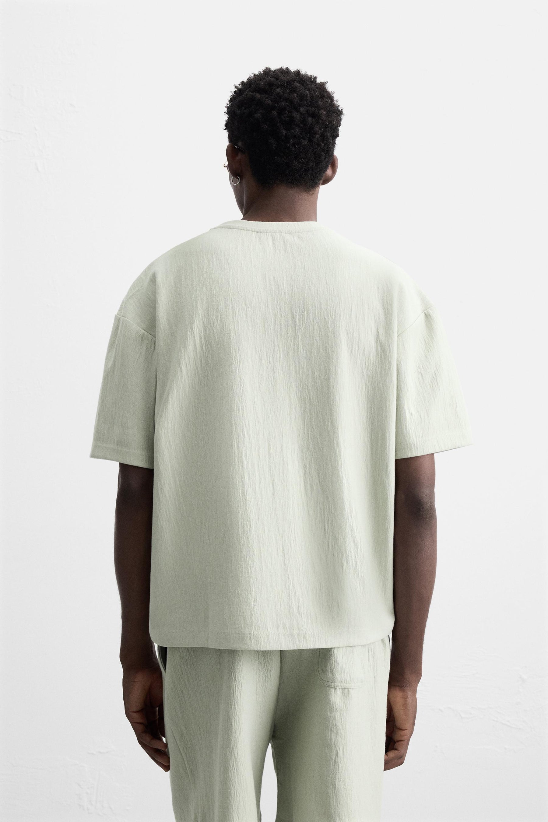 TEXTURED RELAXED FIT T-SHIRT - Image 3