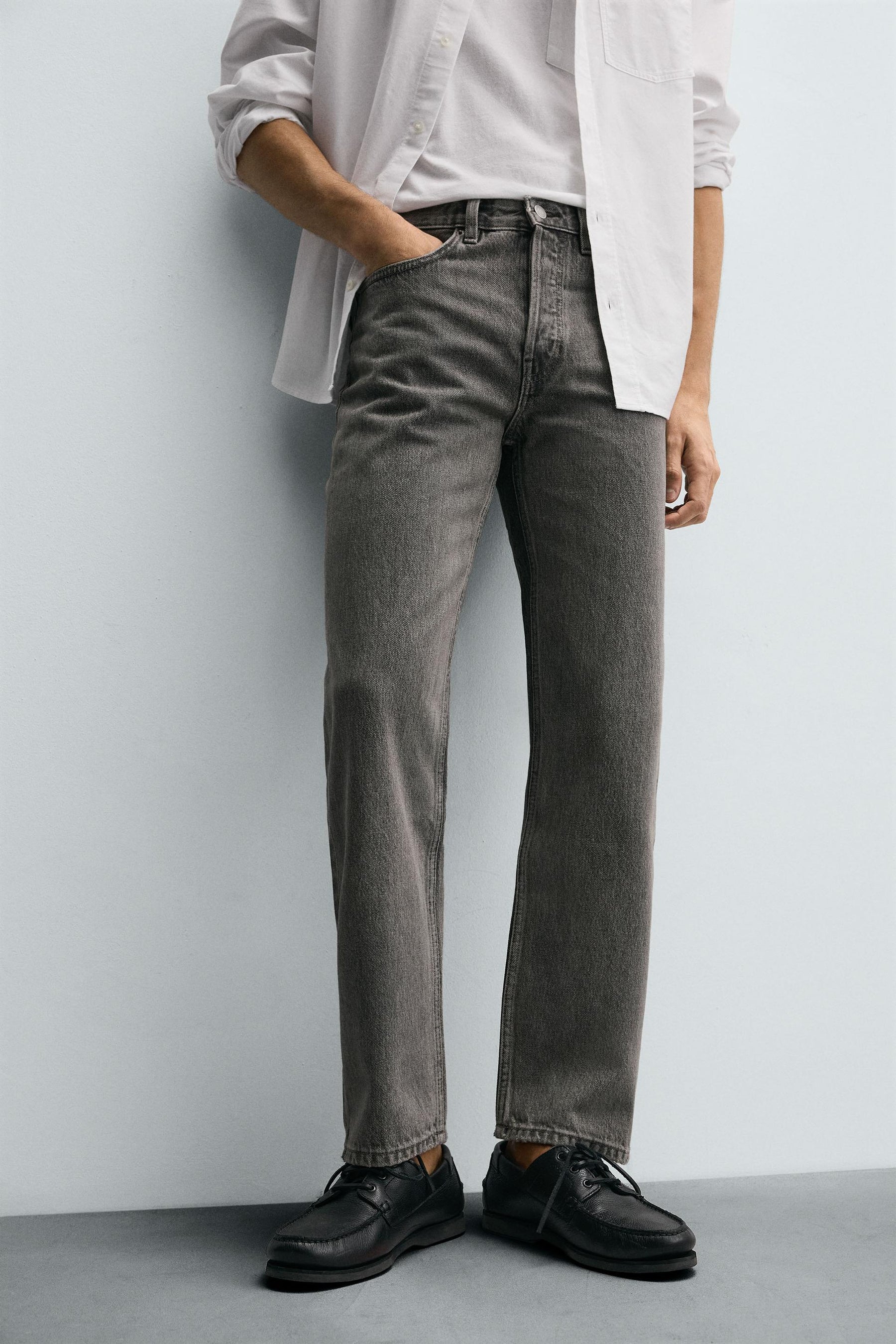 REGULAR STRAIGHT FIT JEANS - Image 5
