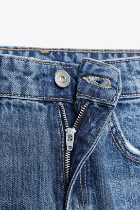 WIDE-LEG MID-WAIST JEANS