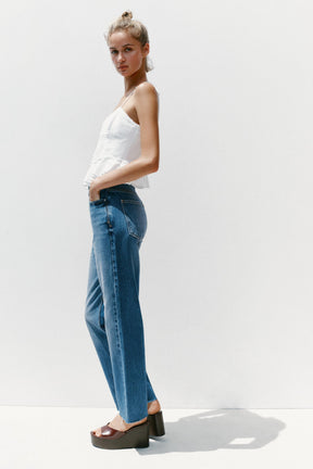 Straight Ankle High-Waist Jeans