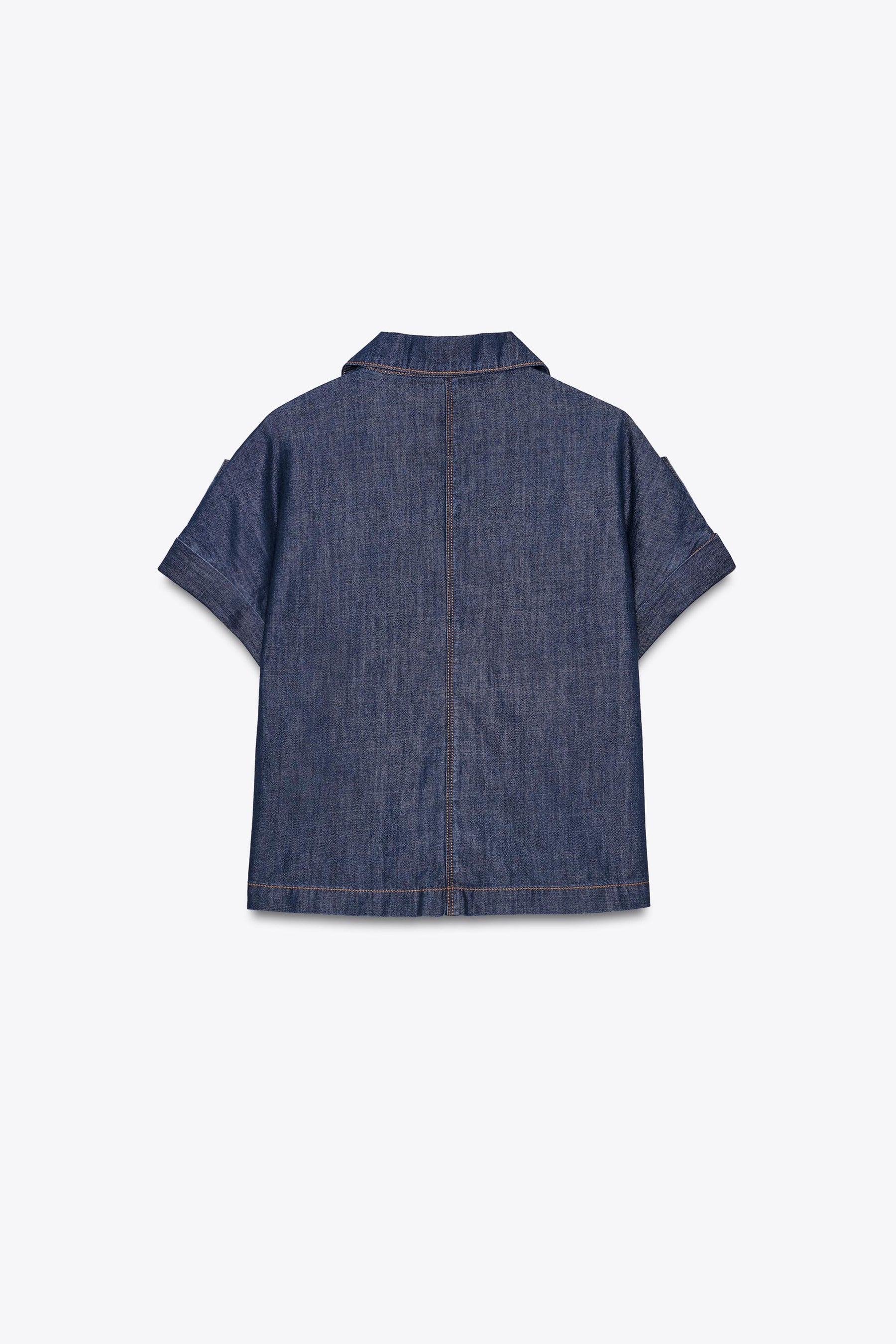 Short sleeve denim shirt