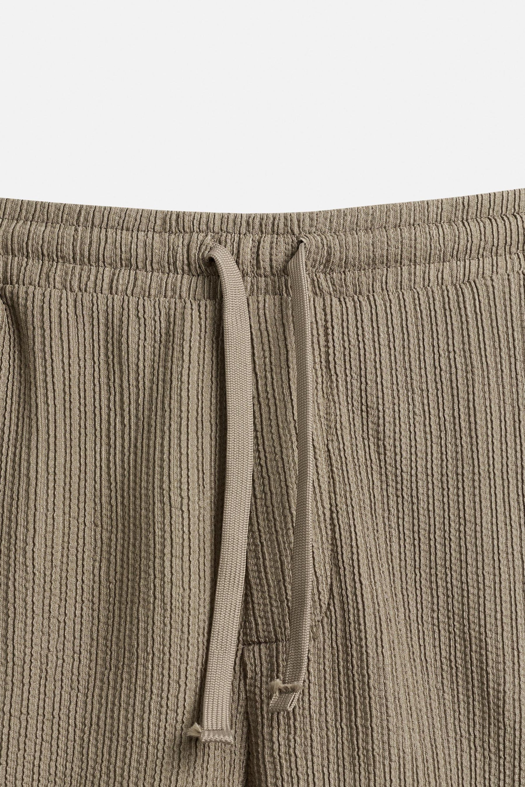 IRREGULAR TEXTURED BERMUDA SHORTS - Image 7