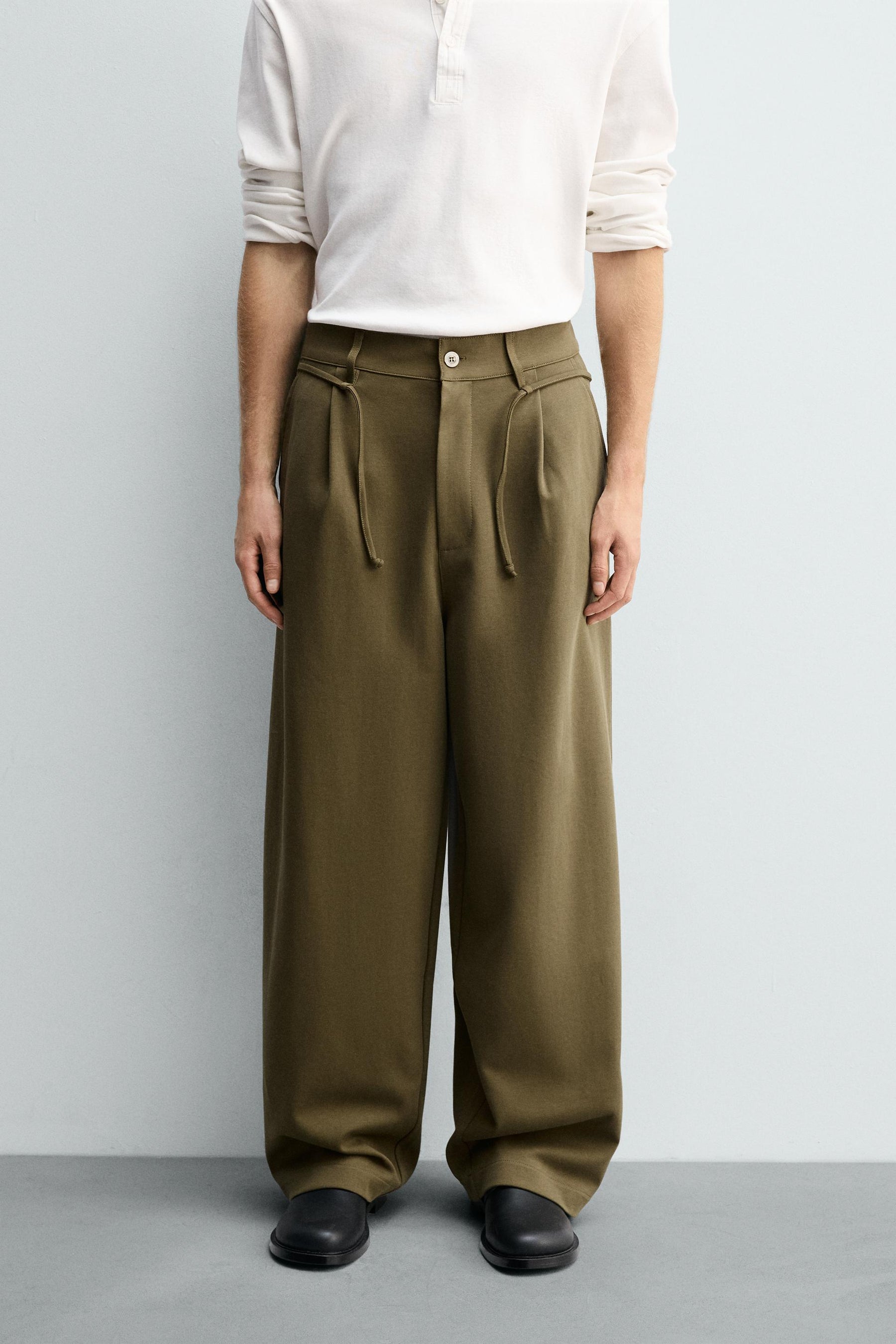 PLEATED DRAWSTRING TROUSERS - Image 2