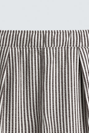 COMFORT STRIPED SEERSUCKER TROUSERS - Image 9