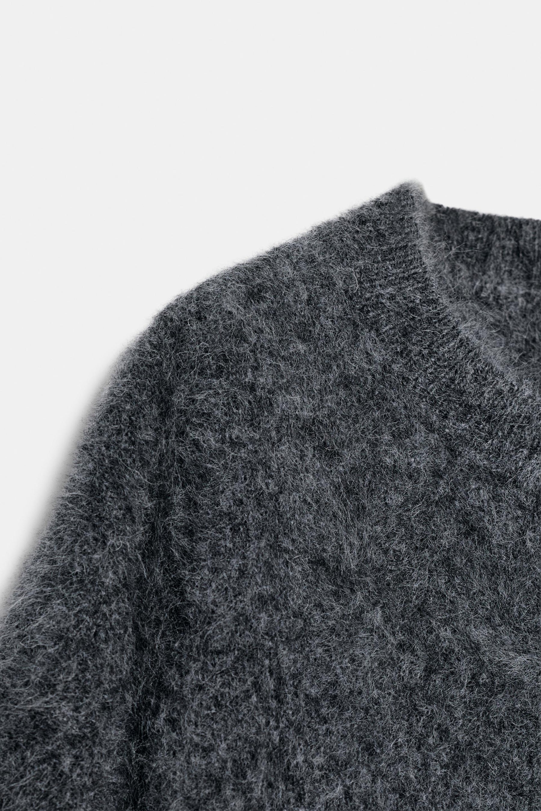 OVERSIZED WOOL SHORT JUMPER