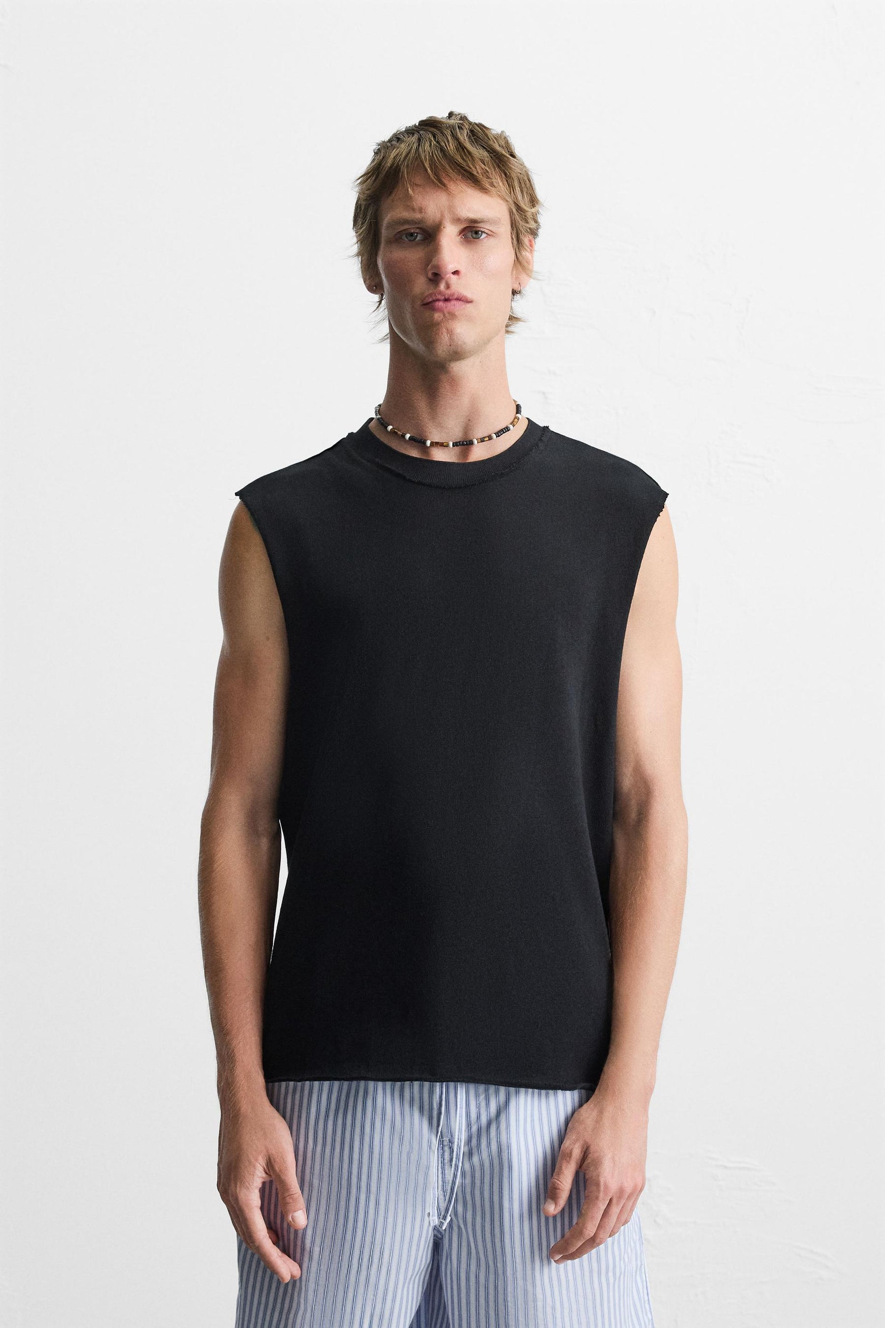 IRREGULAR KNIT TANK TOP - Image 2