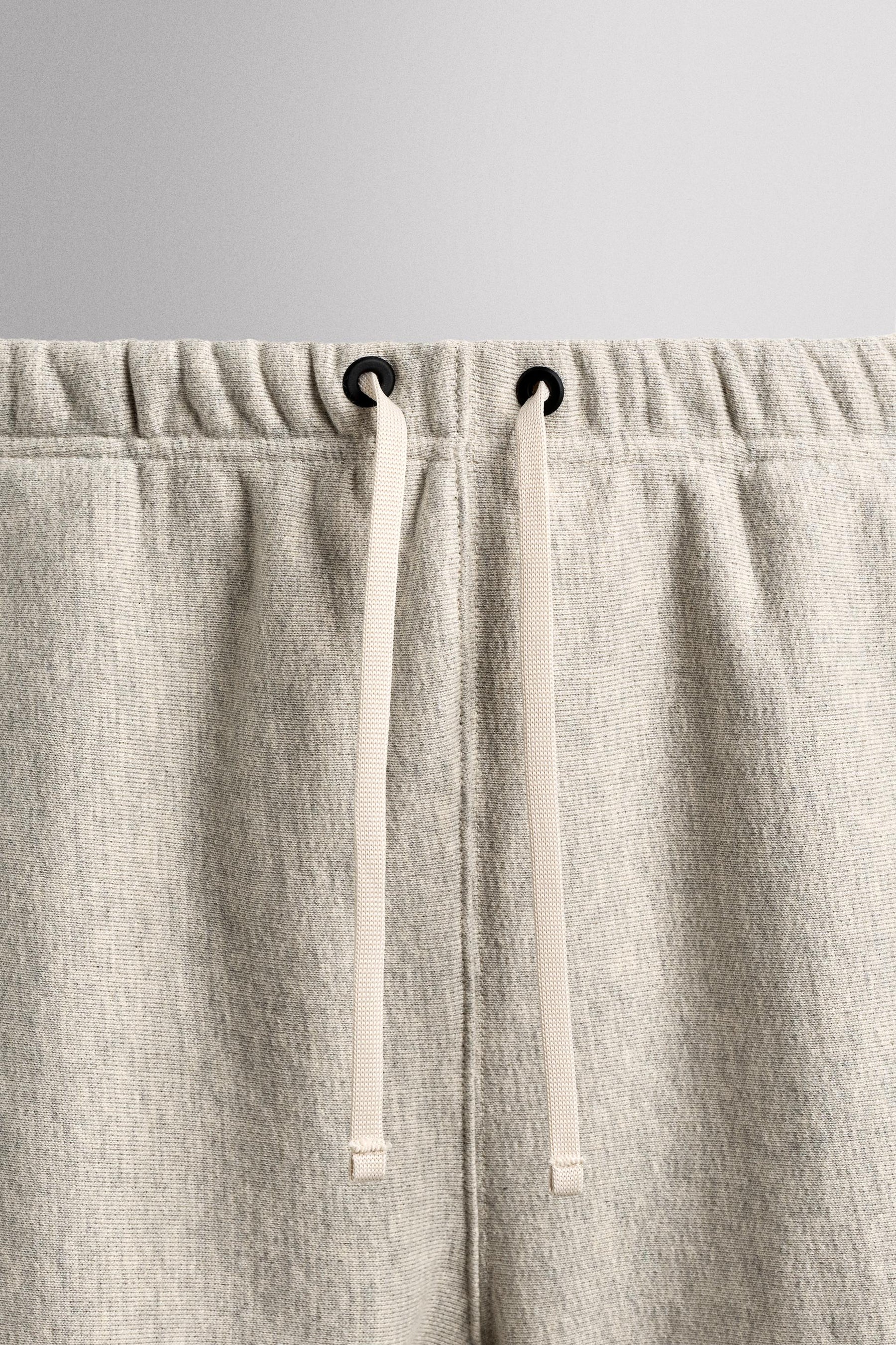 TRAINING JOGGER SHORTS - Image 10