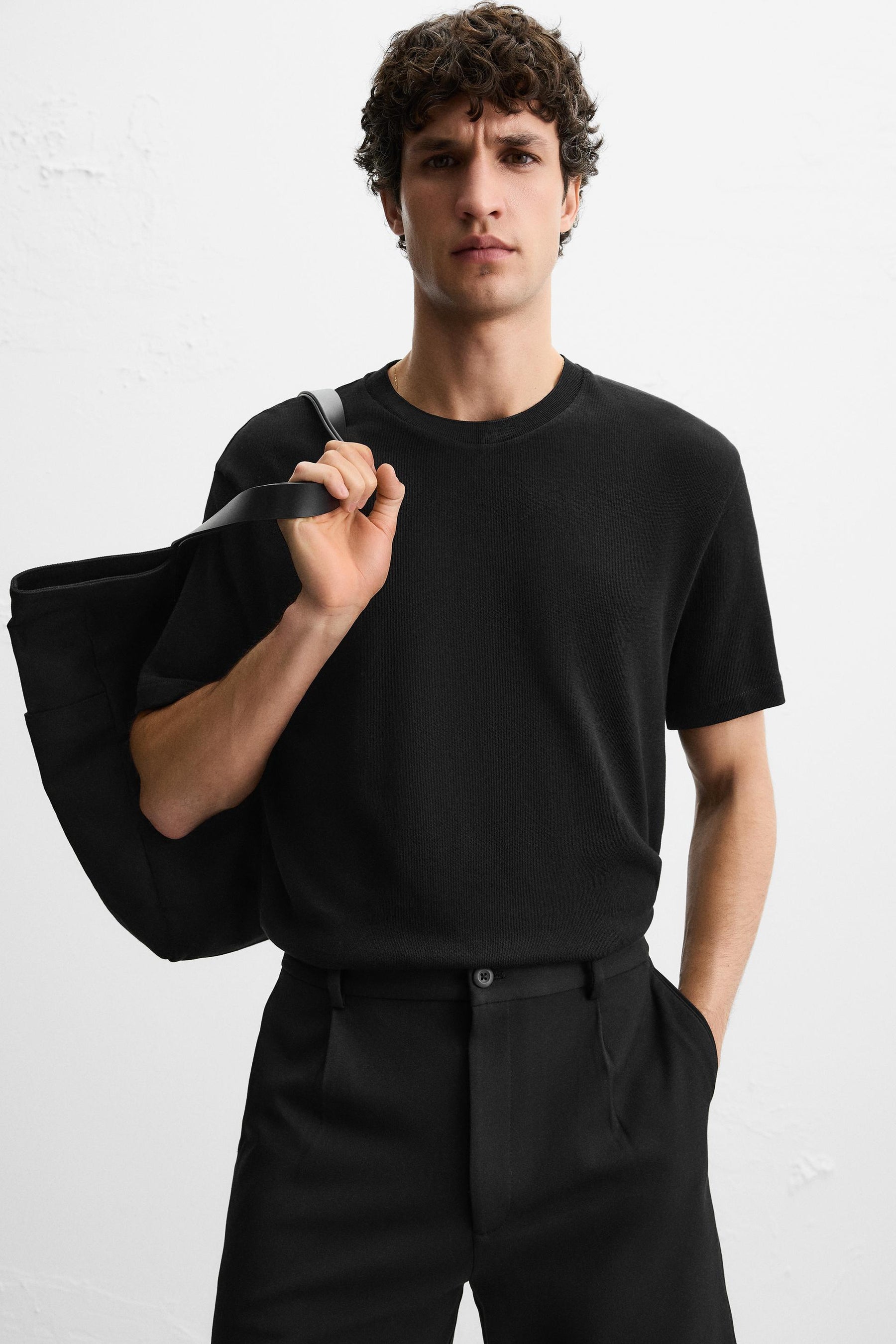 REGULAR FIT KNIT T-SHIRT - Image 5