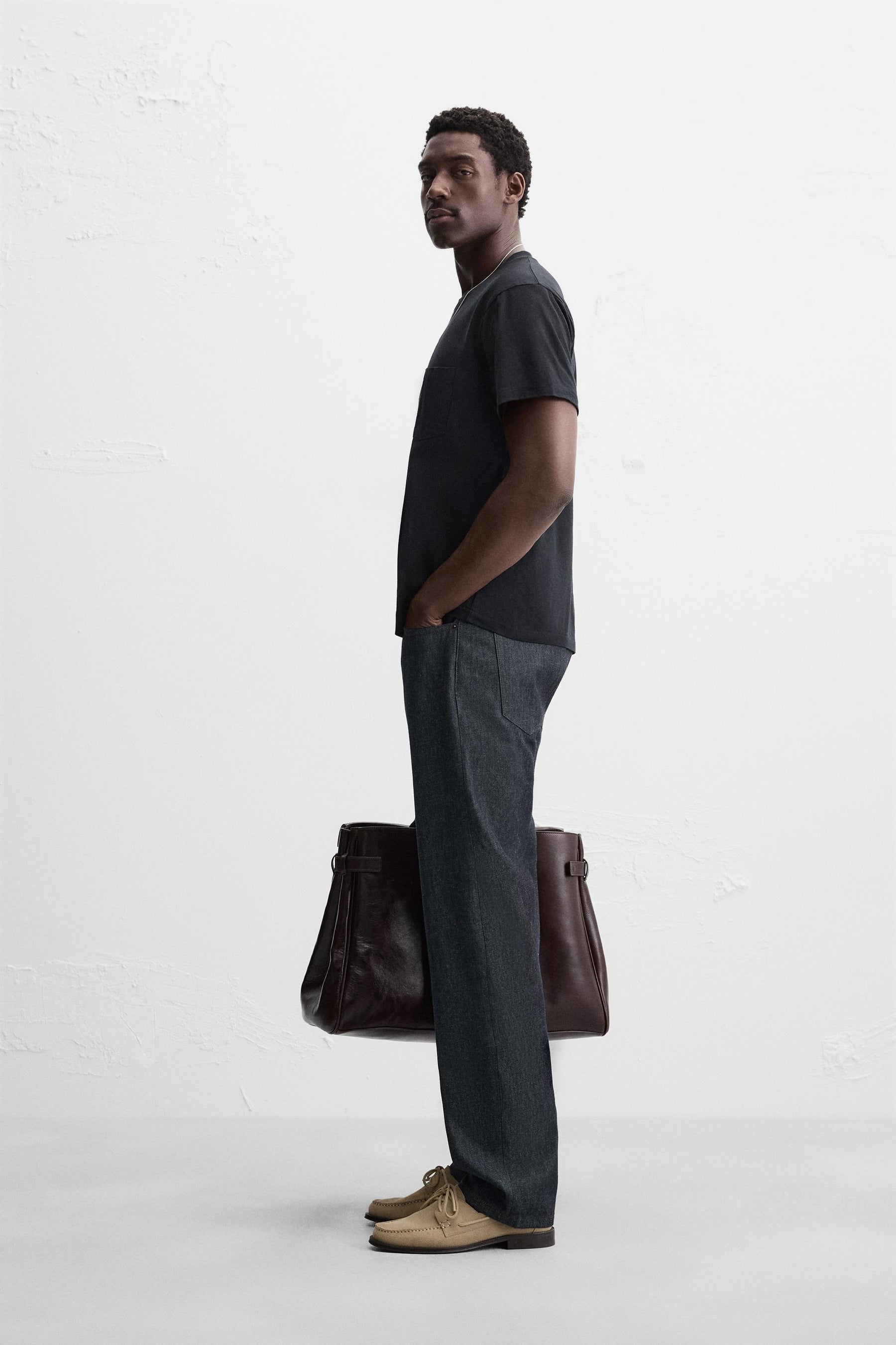 T-SHIRT WITH POCKET - Image 4