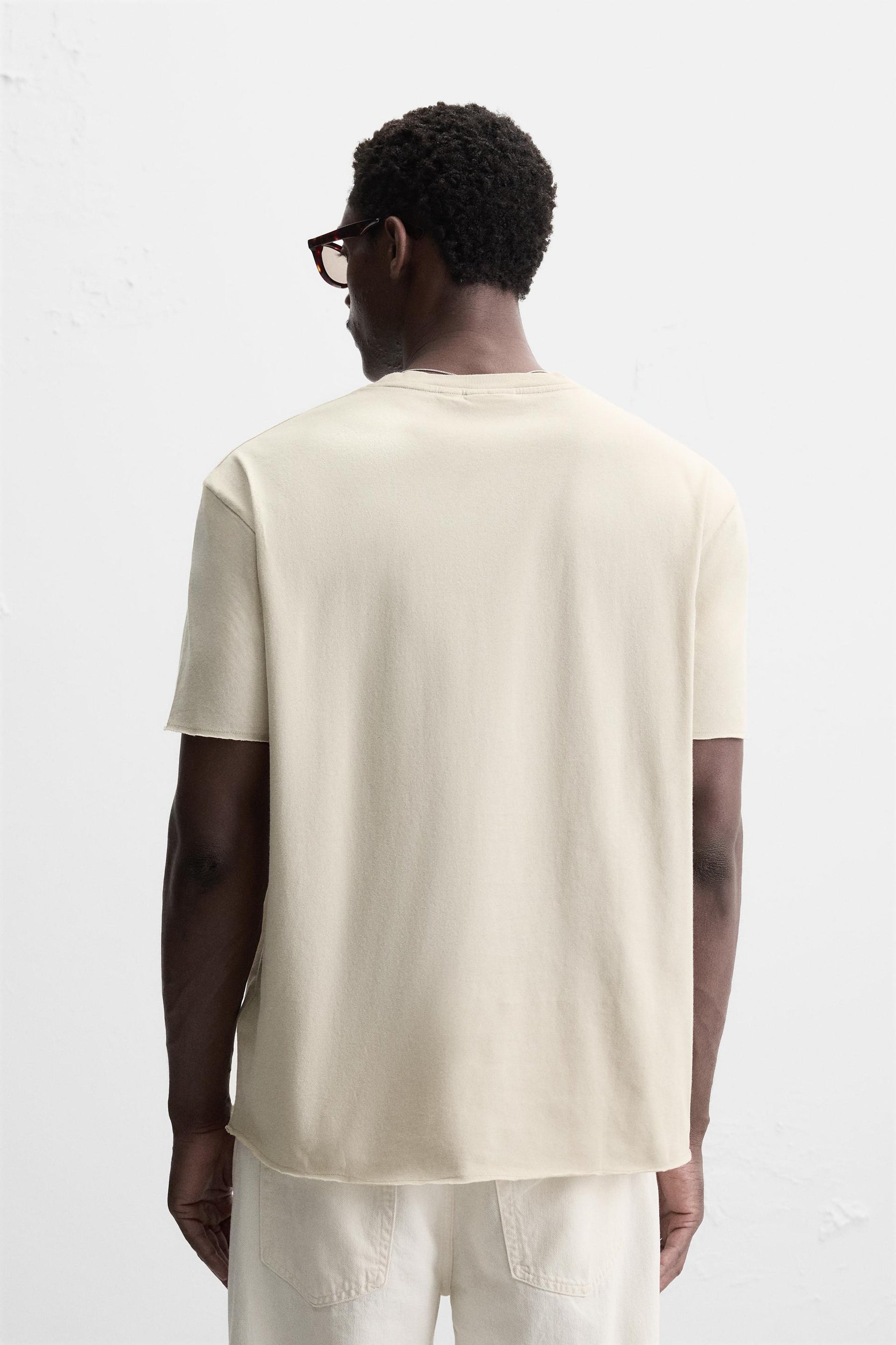 IRREGULAR FINISH T-SHIRT - Image 3