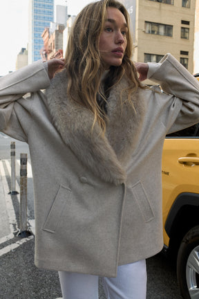 SOFT COAT WITH FAUX FUR COLLAR - Image 4