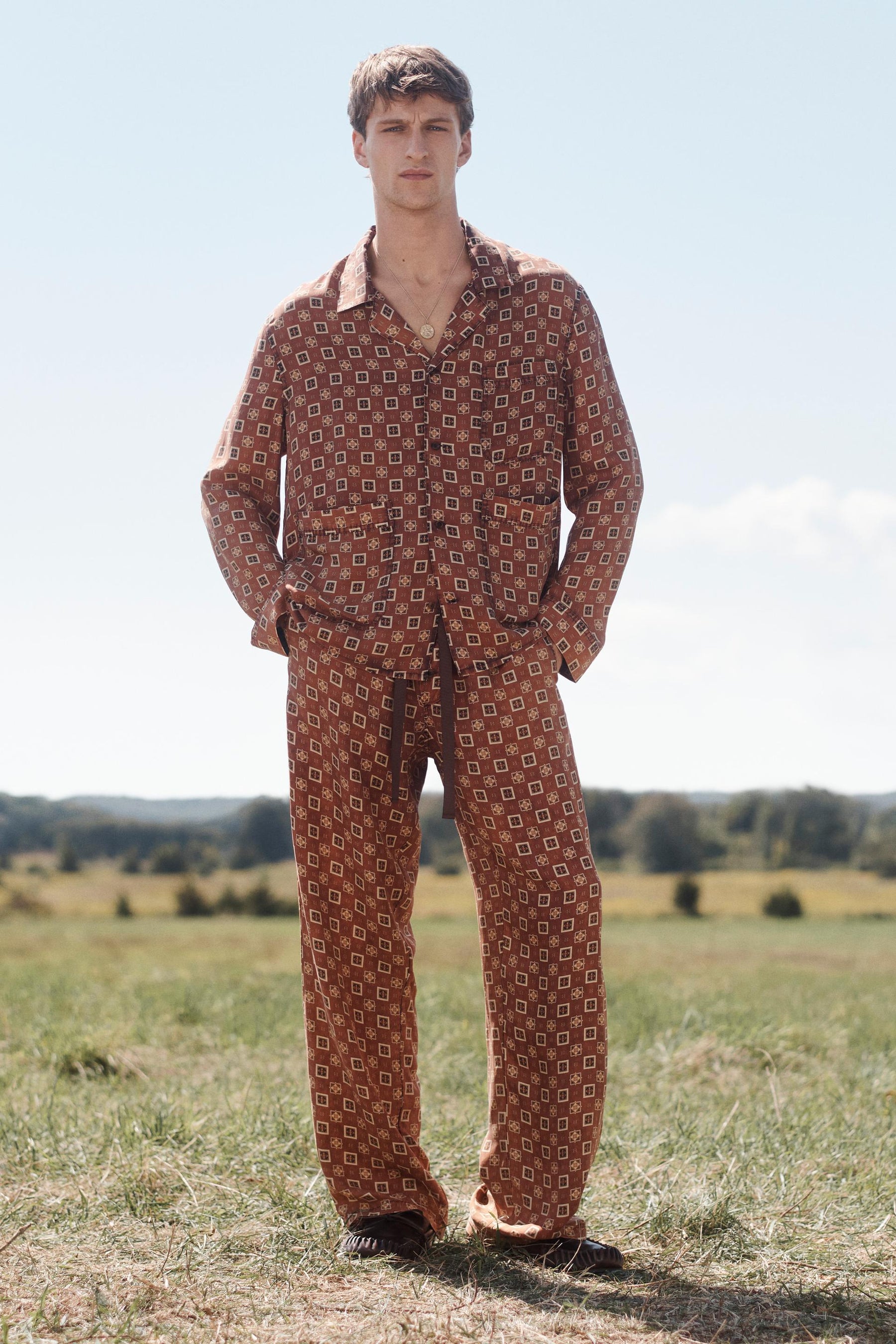 LIMITED EDITION 100% SILK PRINTED TROUSERS - Image 2