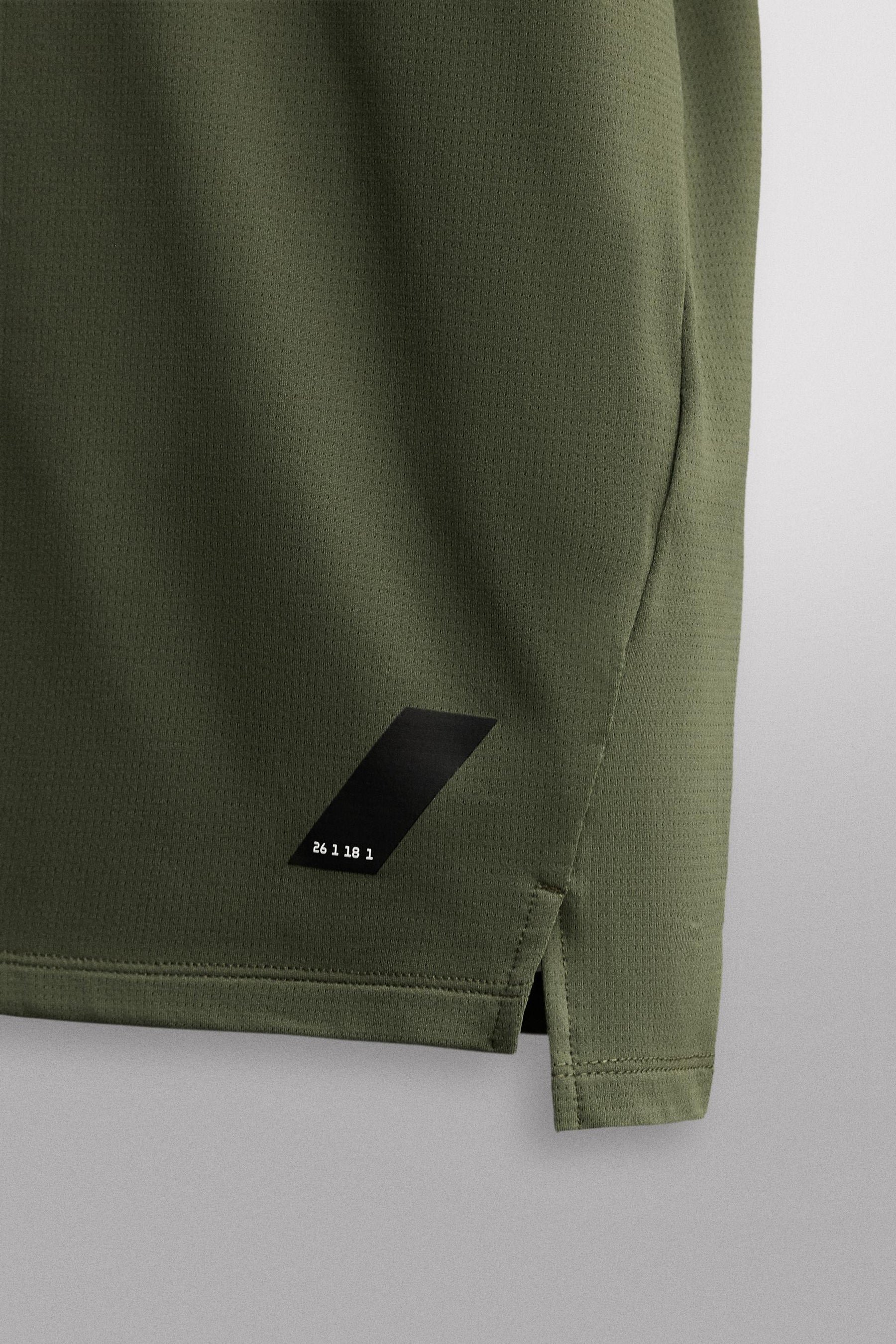 TECHNICAL STRUCTURE T-SHIRT - Image 9