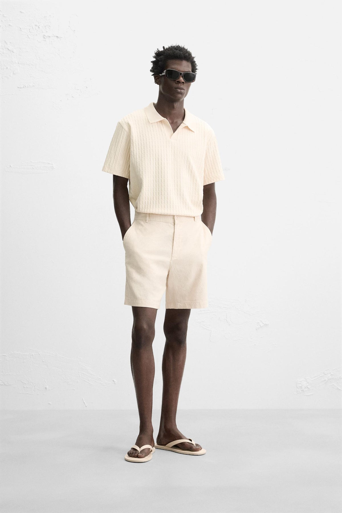 COTTON/LINEN BERMUDA SHORTS - Image 1