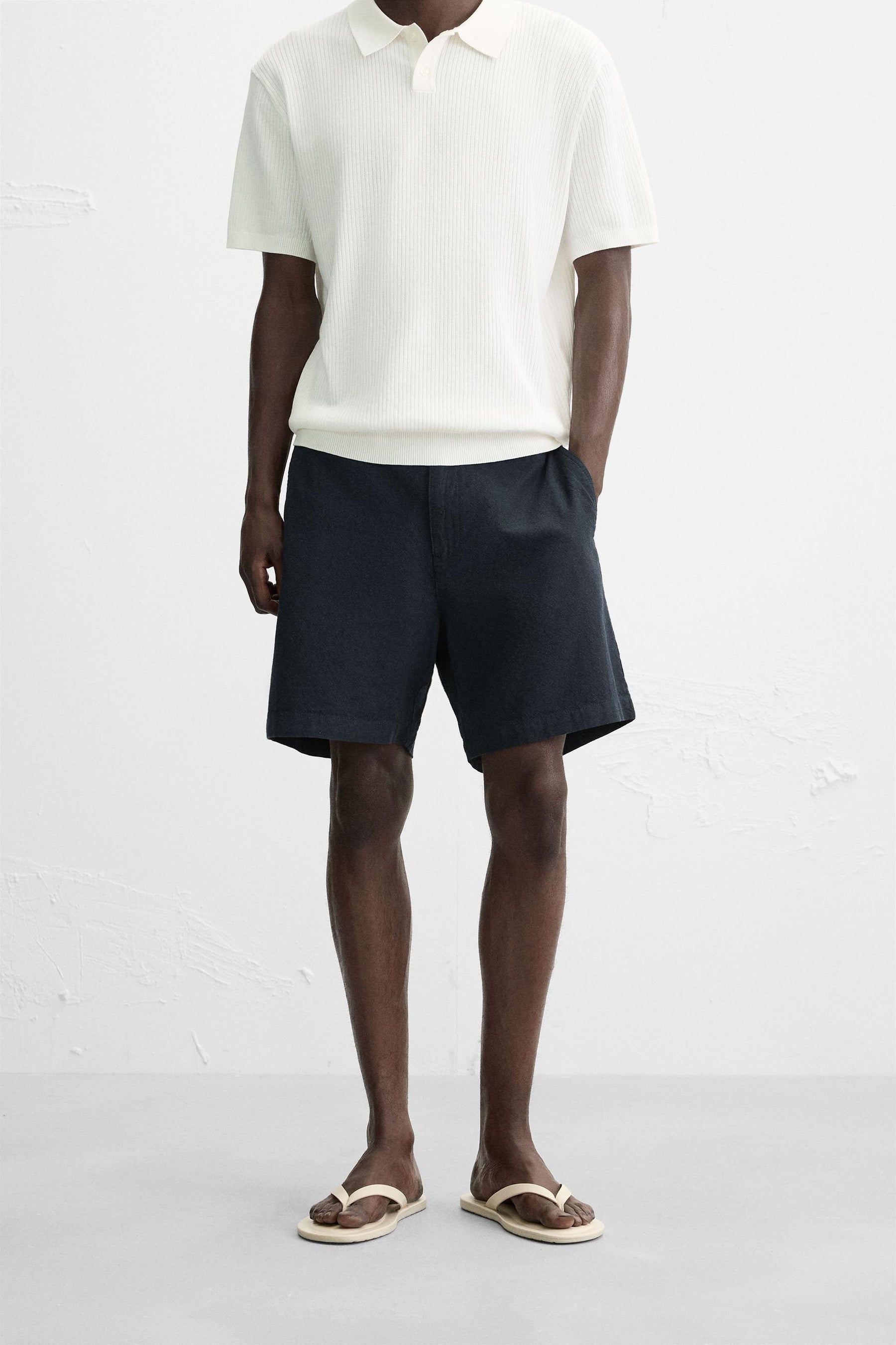 COTTON/LINEN BERMUDA SHORTS - Image 2