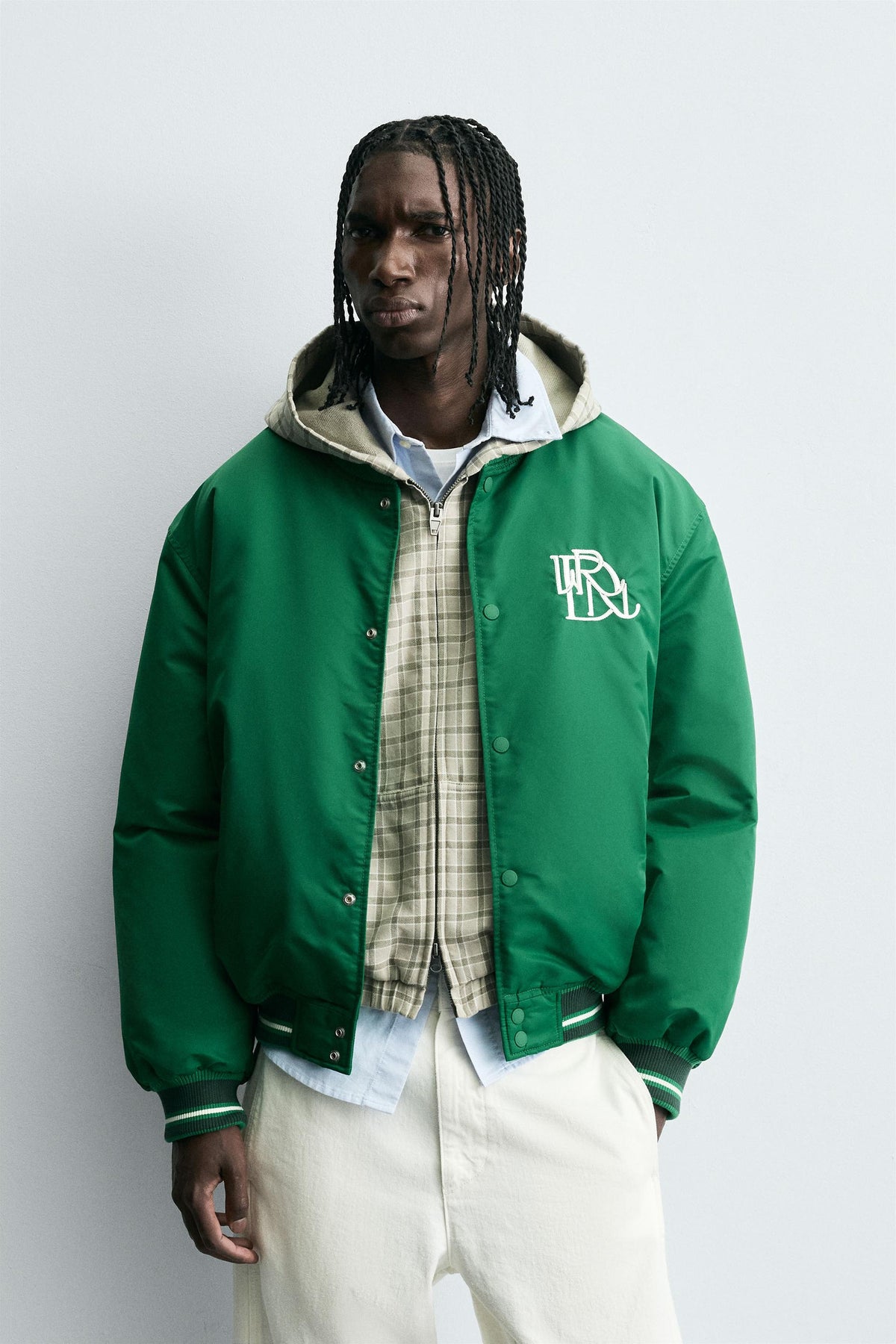 CONTRAST EMBROIDERY BOMBER JACKET - Image 2