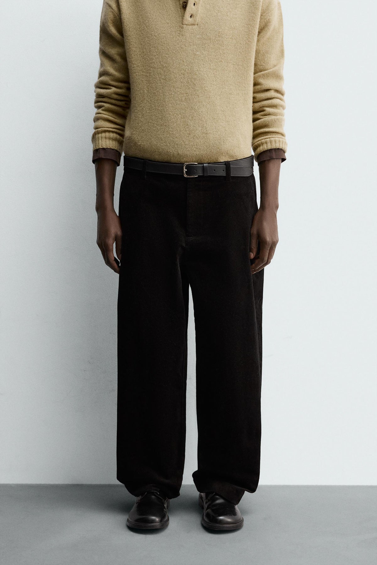 TEXTURED CARROT FIT TROUSERS - Image 2