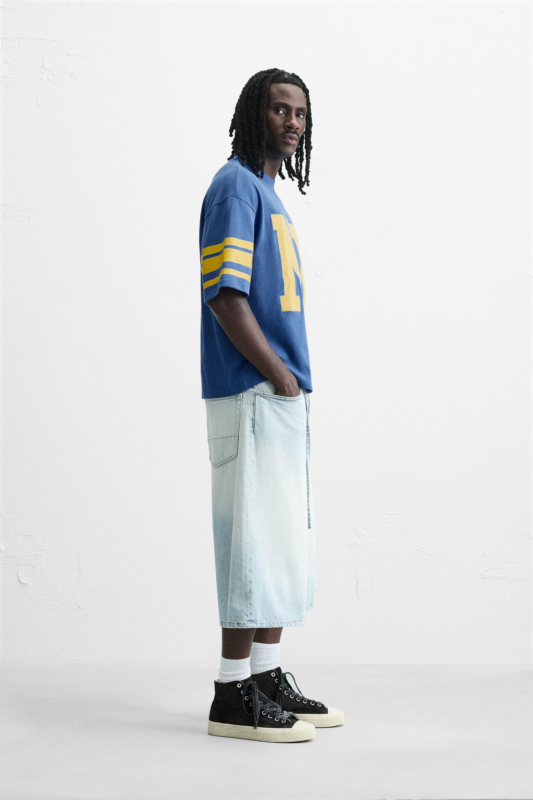 VARSITY PRINT T-SHIRT - Image 4