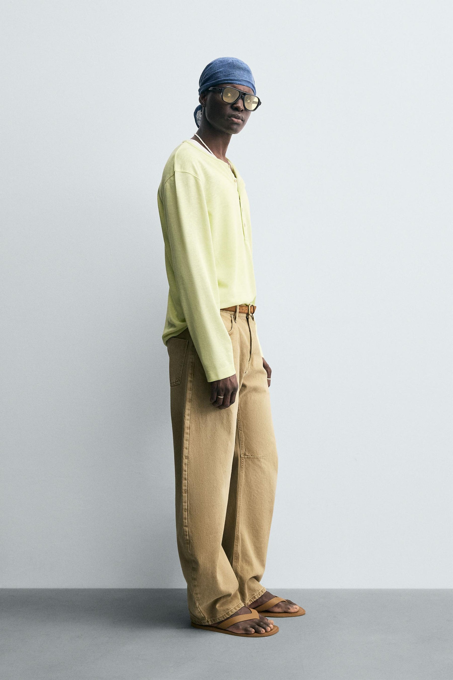 LIGHTWEIGHT GRANDAD COLLAR T-SHIRT - Image 4