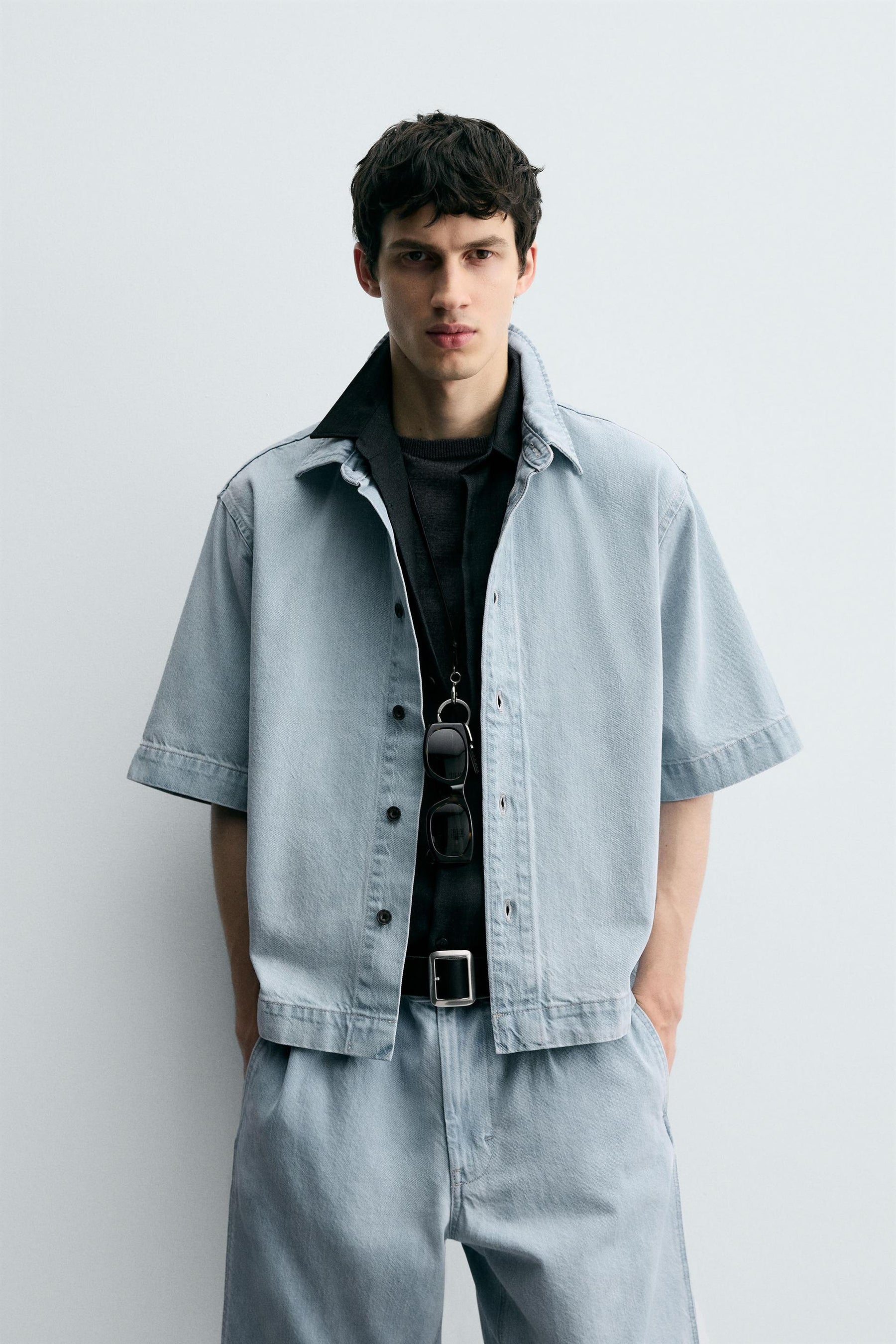 SHORT SLEEVE DENIM SHIRT - Image 2