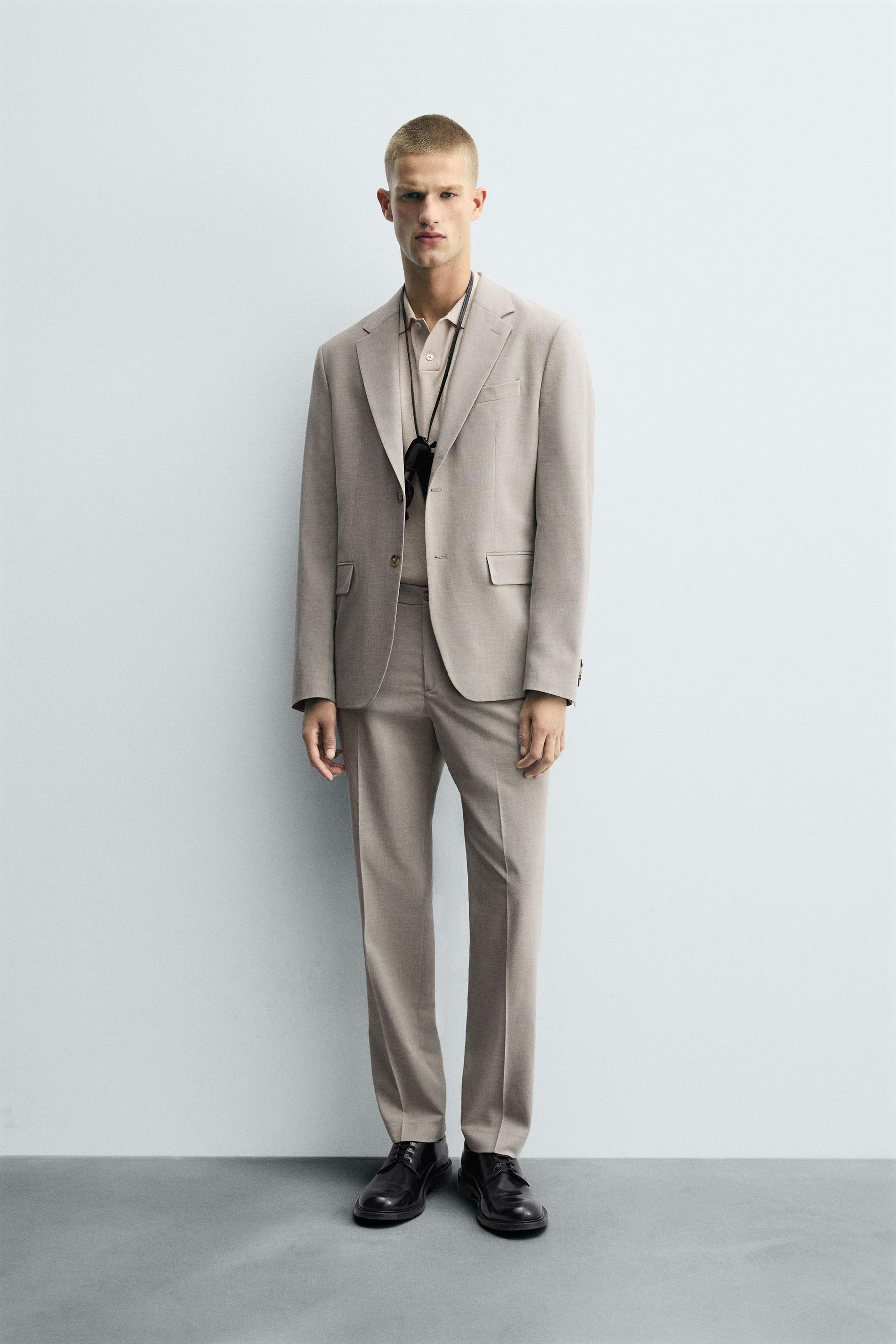 TEXTURED SUIT BLAZER - Image 1