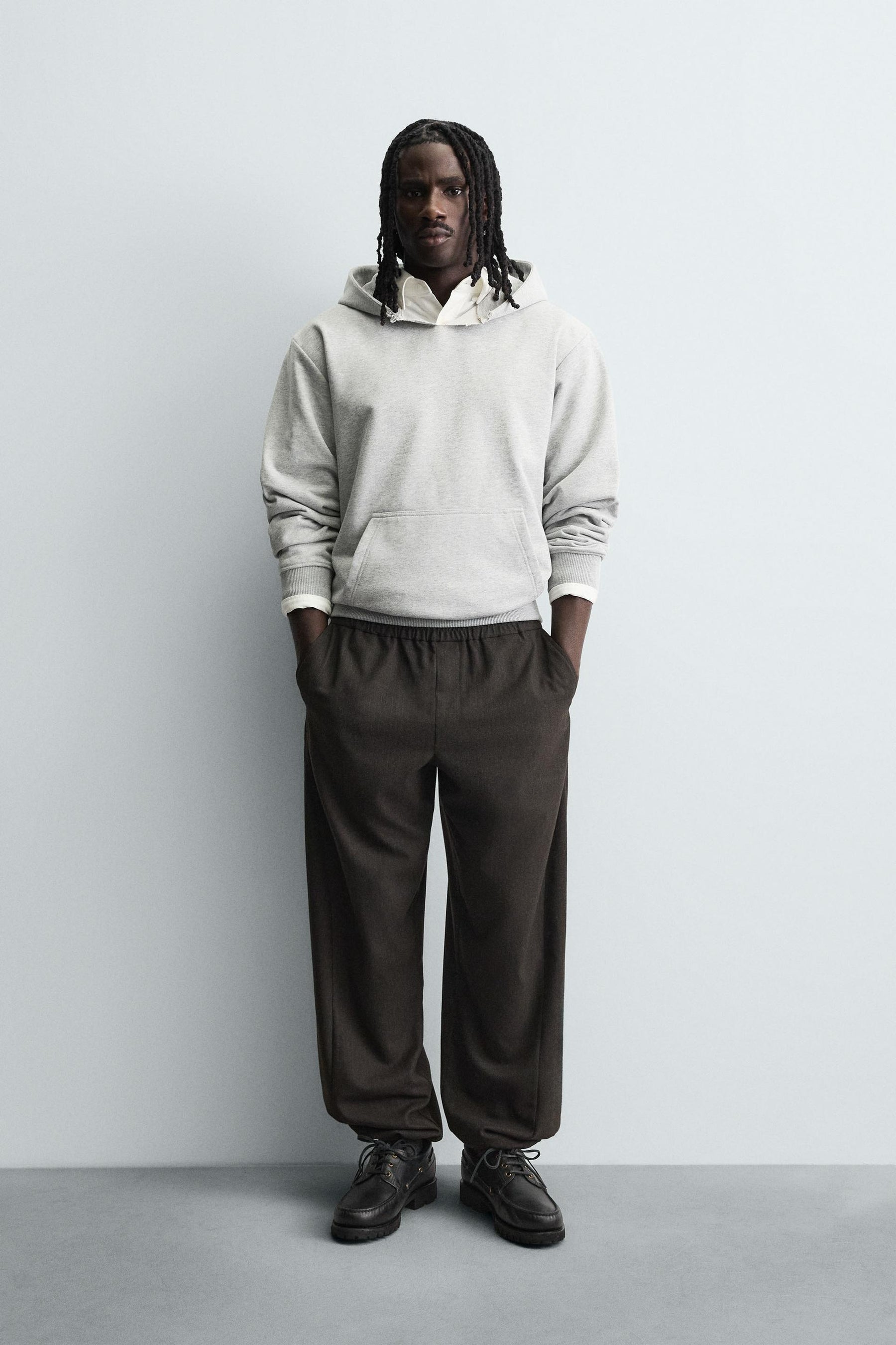 RELAXED FIT TEXTURED TROUSERS - Image 1