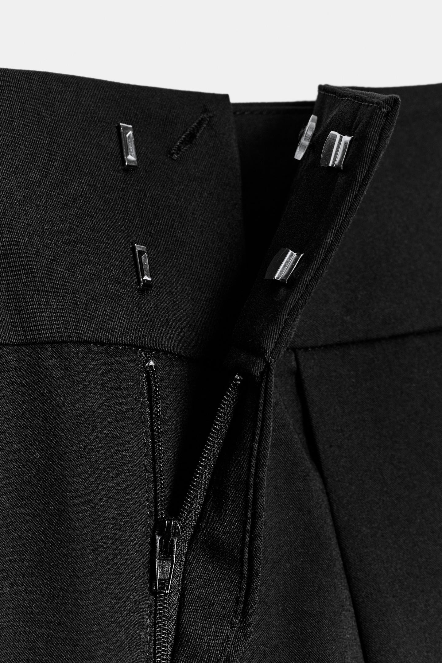 Pleated Balloon Pants