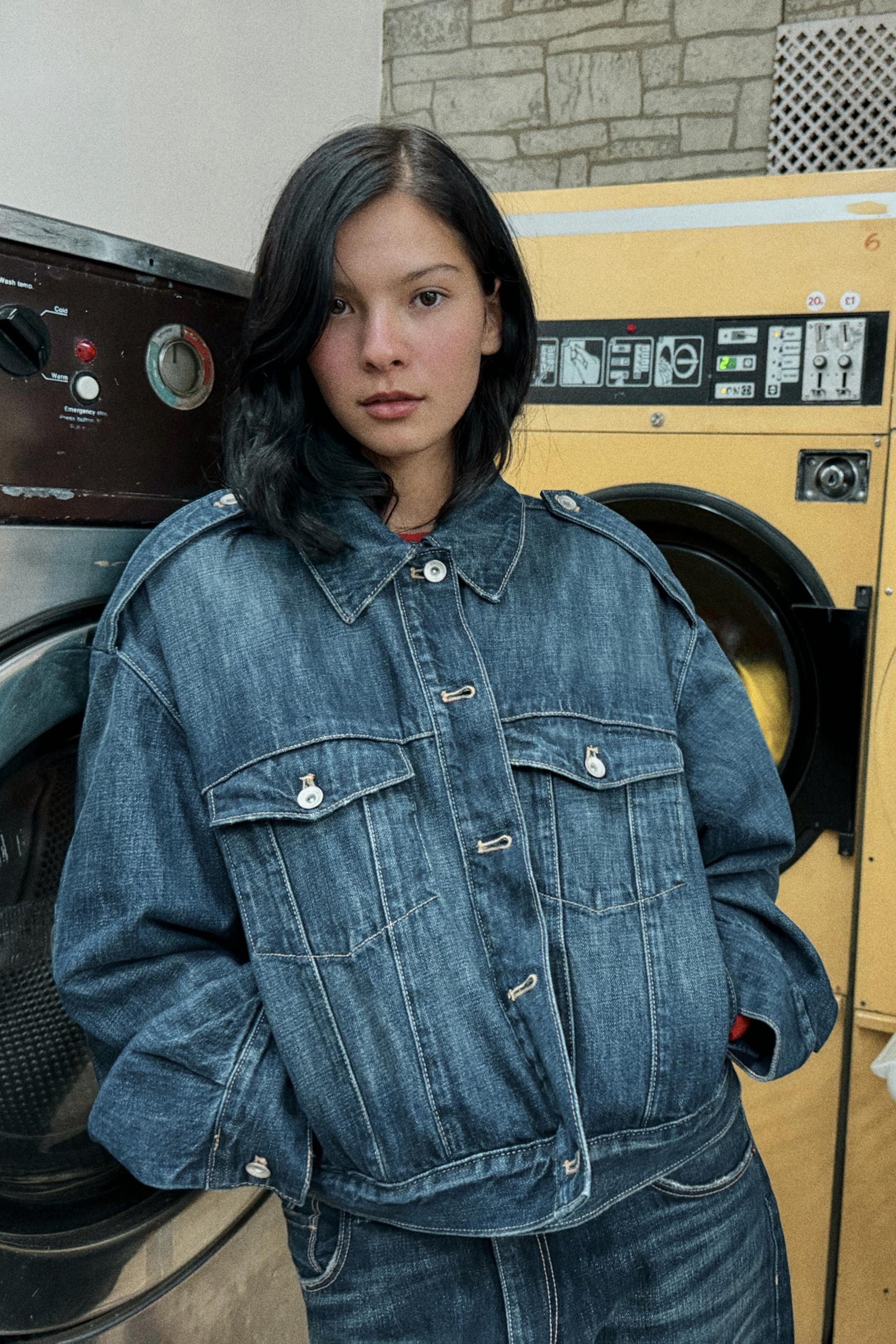 Mid-Waist Boyfriend Jeans