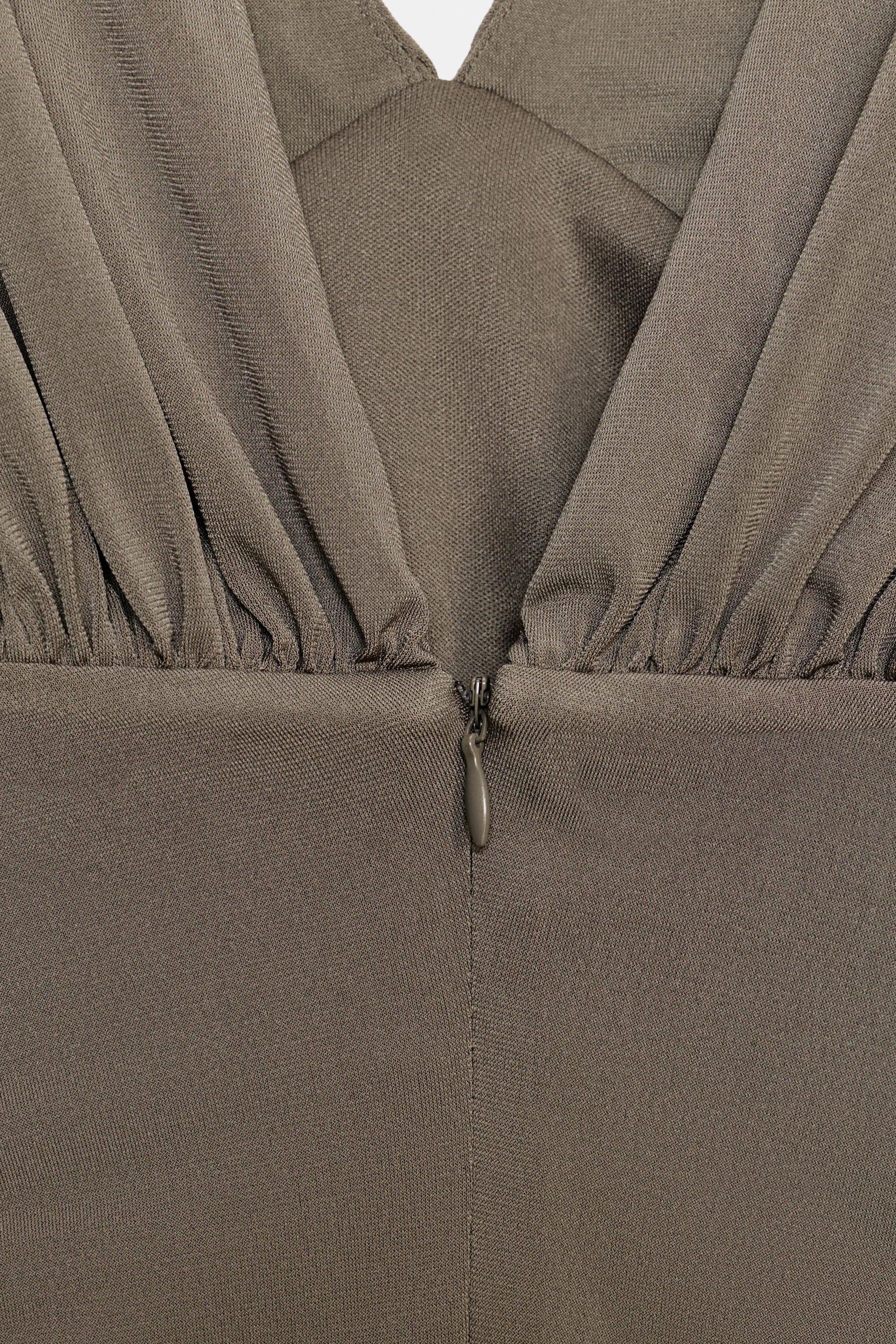 Voluminous Short Dress