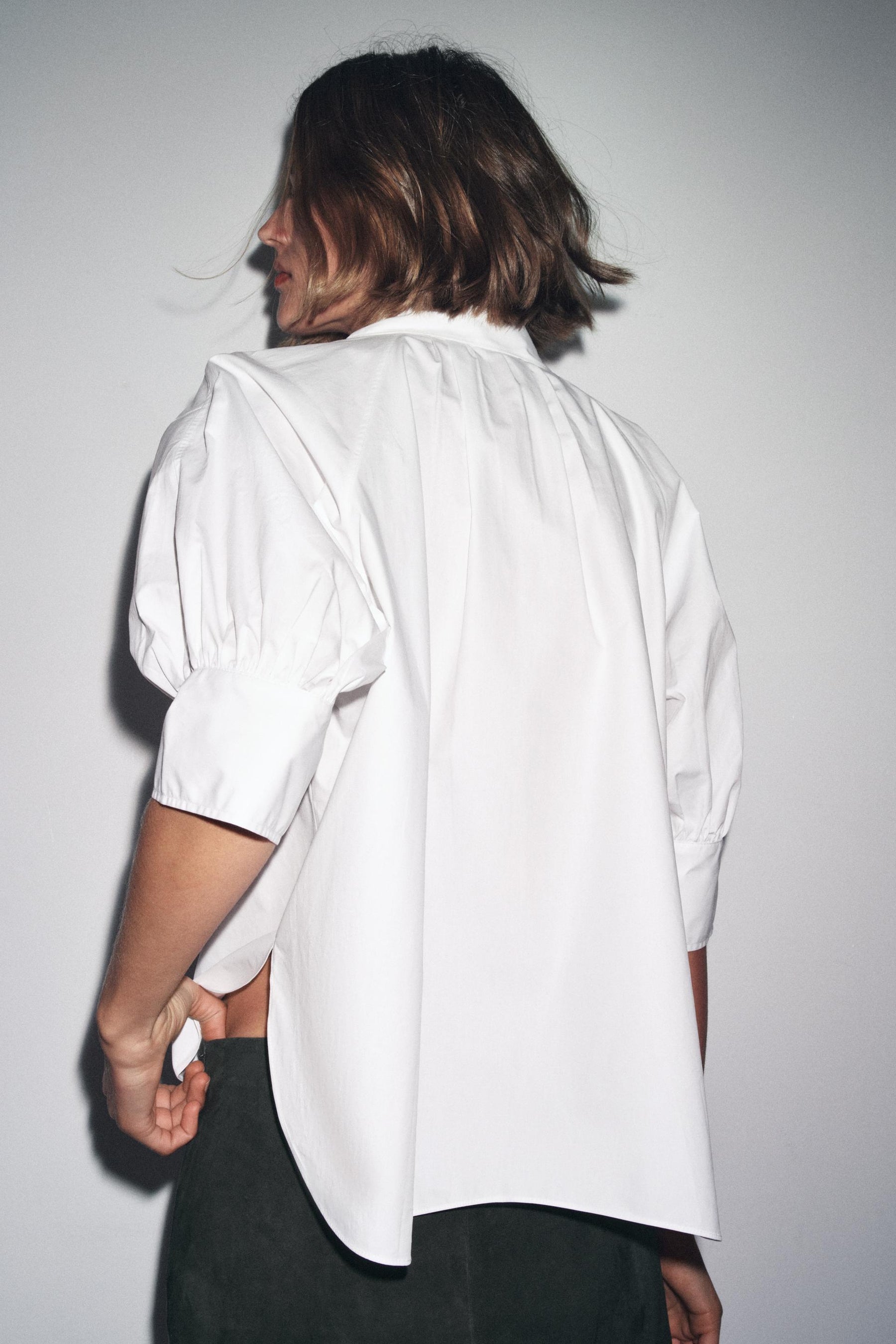 PLEATED PUFFED SLEEVE SHIRT