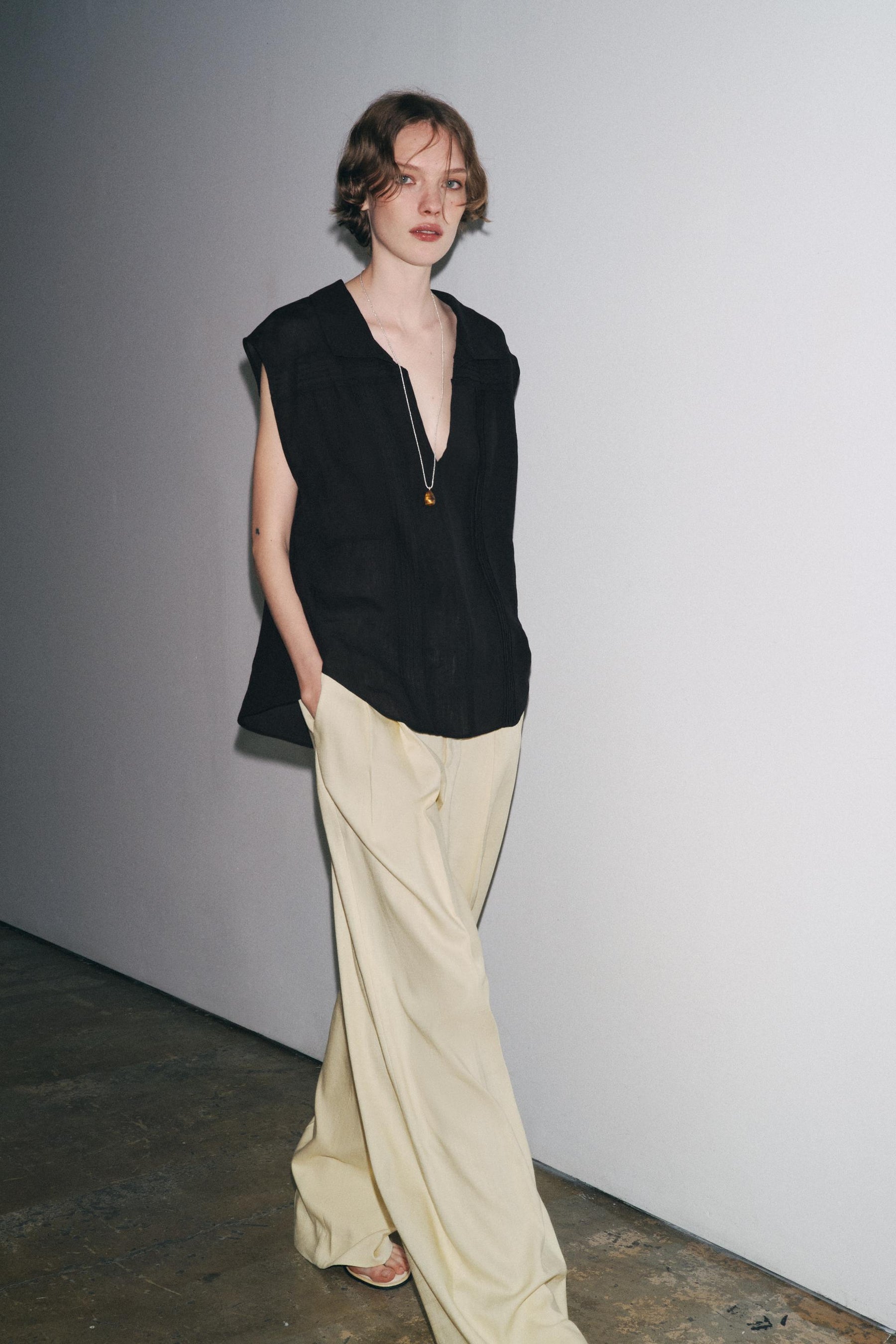 RAMIE BLEND PINTUCK SHIRT